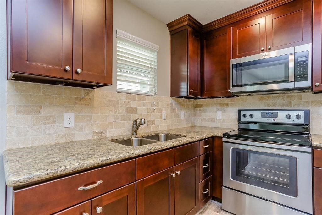 808 1/2 W Main Street, #1, Houston, TX 77006