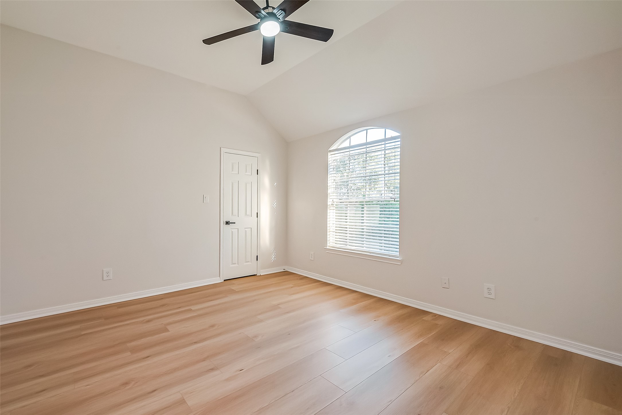 11210 Hundred Bridge Lane, Sugar Land, TX 77498