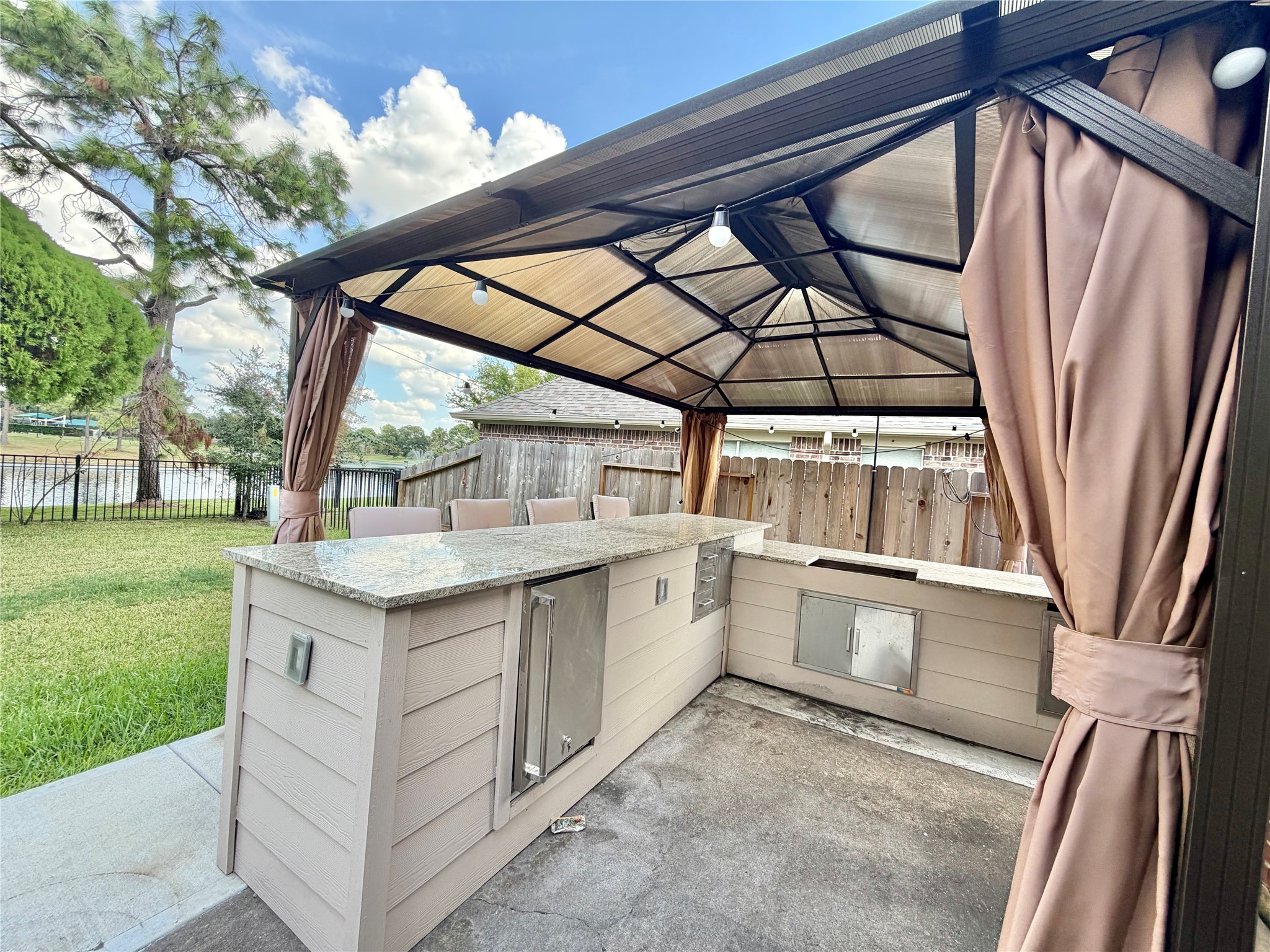 11210 Hundred Bridge Lane, Sugar Land, TX 77498
