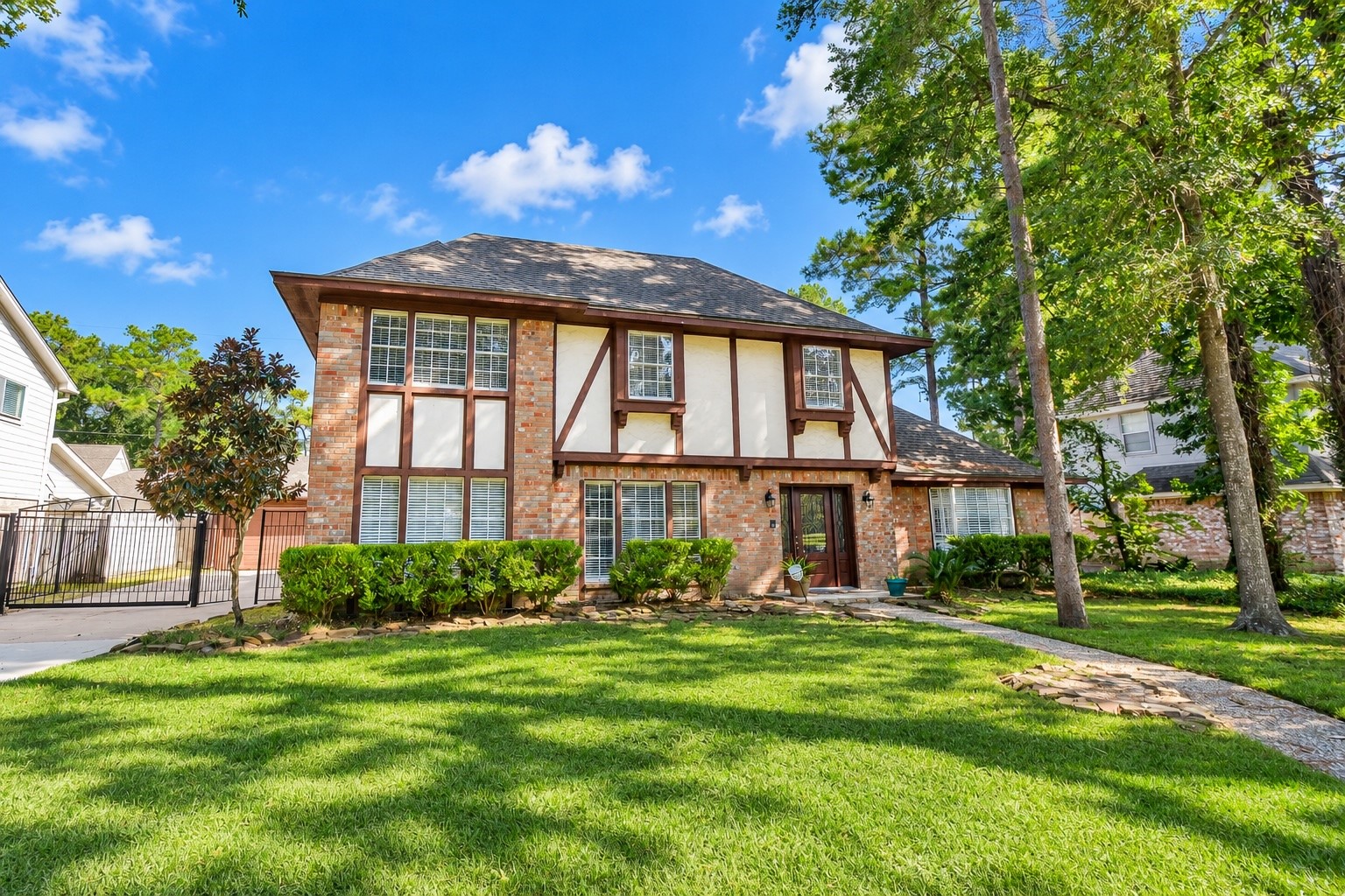 11610 Cypresswood Drive, Houston, TX 77070
