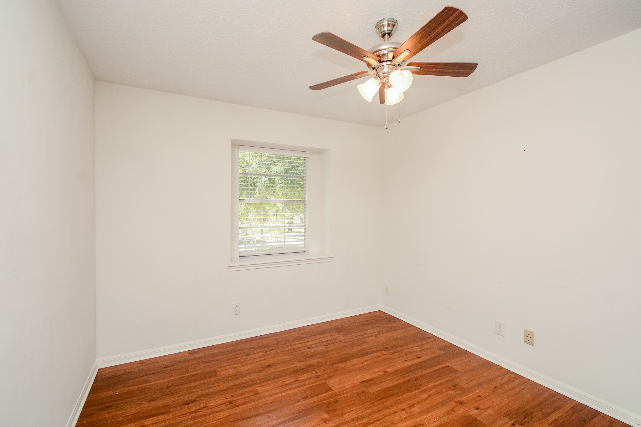 11610 Cypresswood Drive, Houston, TX 77070