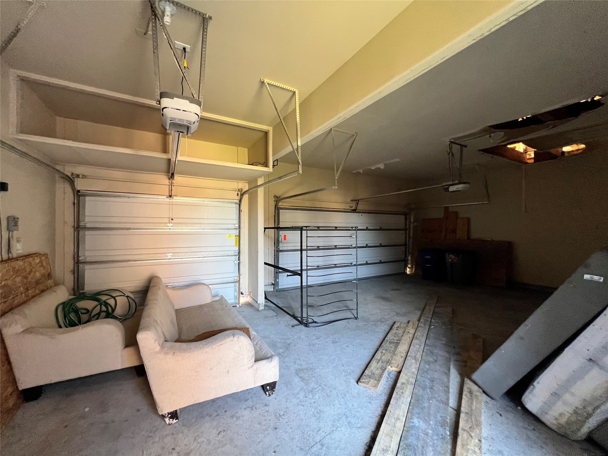 3 car garage