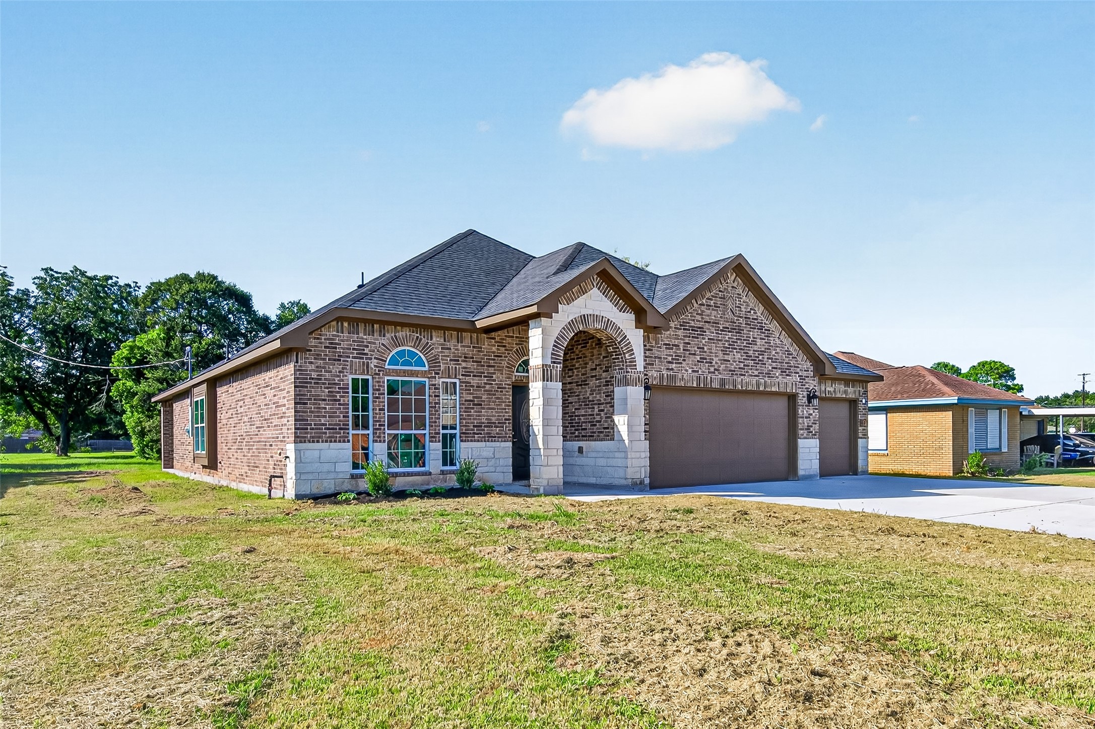 710 Hackberry Street, La Marque, TX 77568