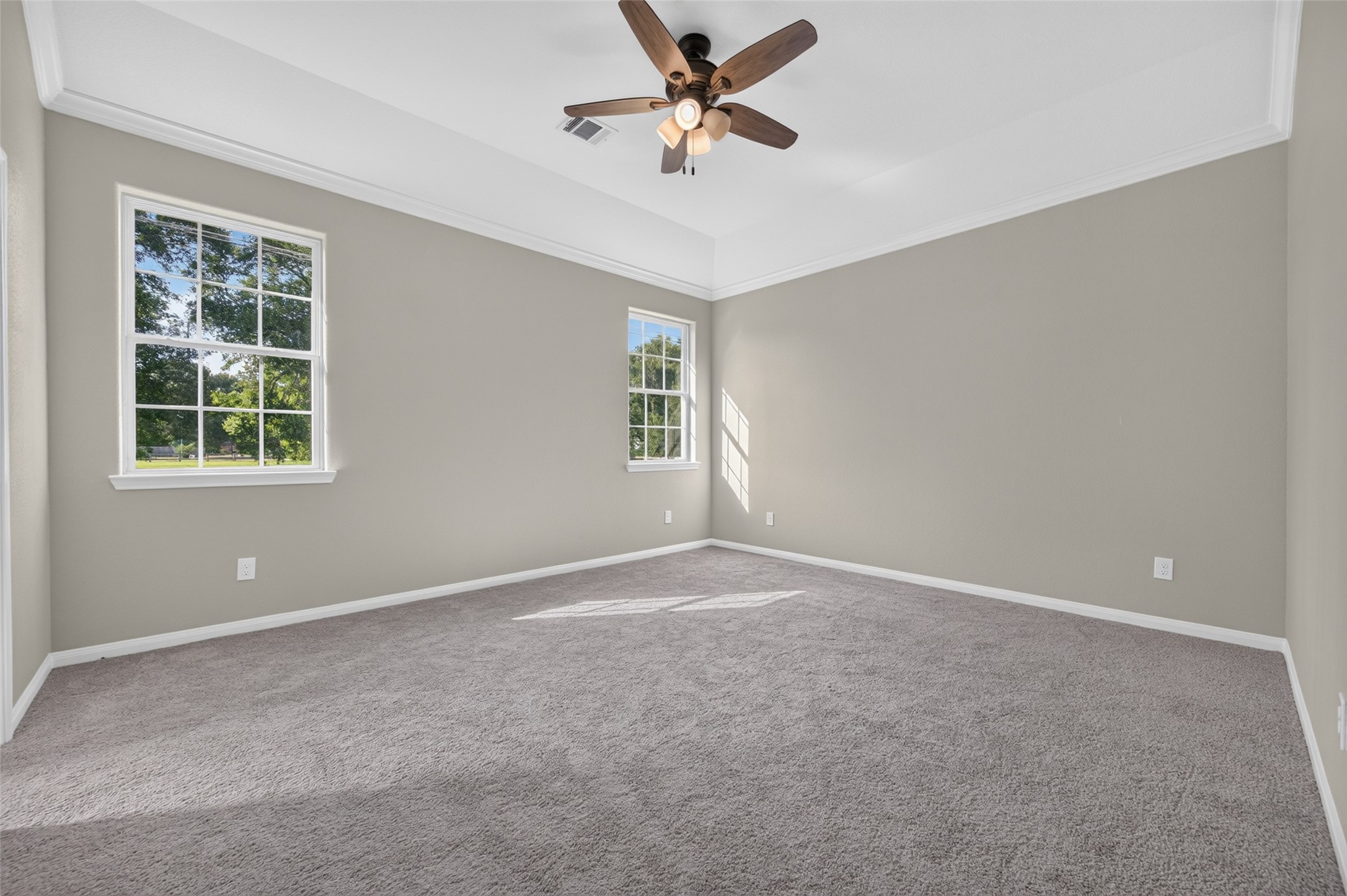 710 Hackberry Street, La Marque, TX 77568