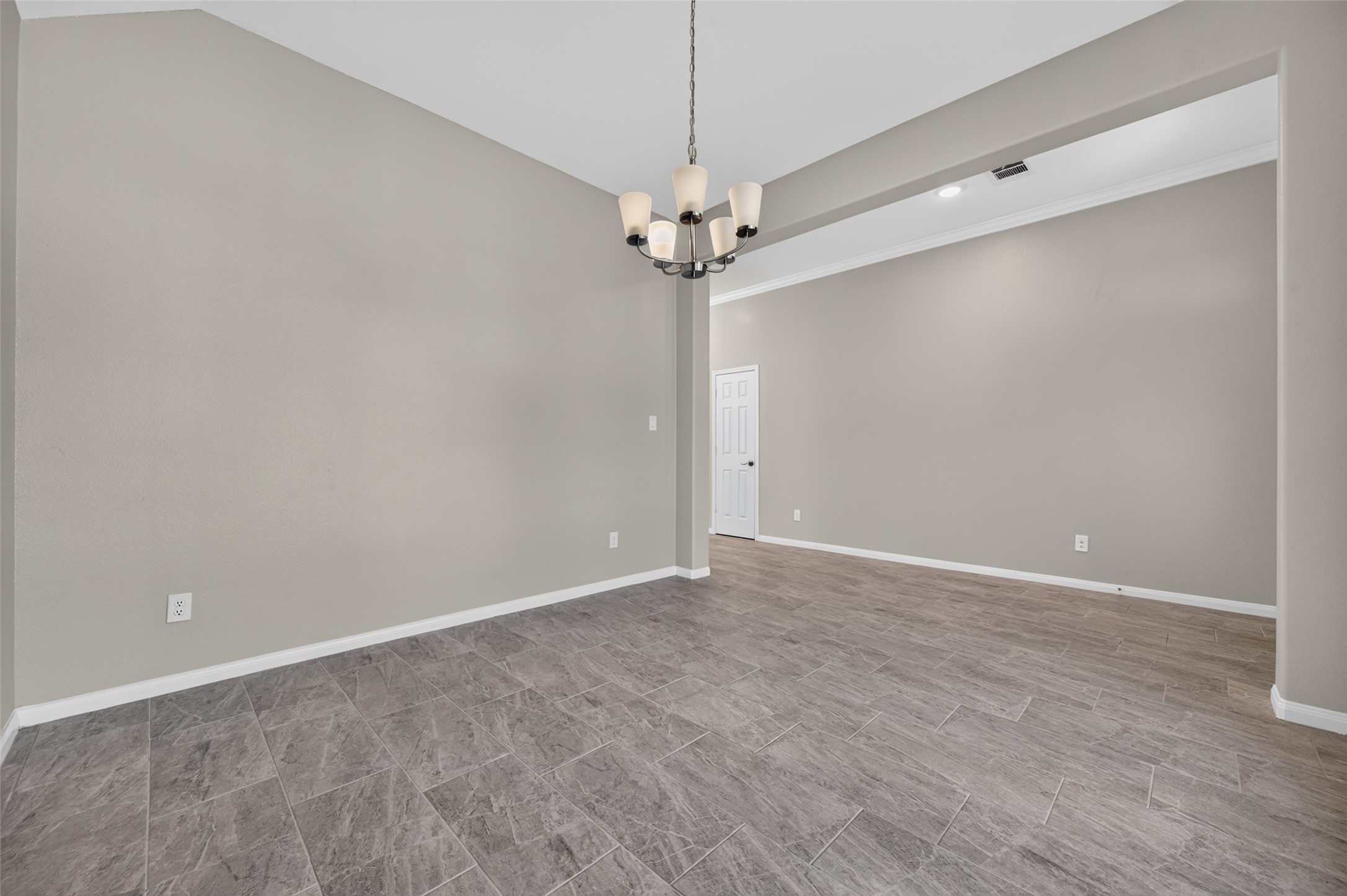 710 Hackberry Street, La Marque, TX 77568