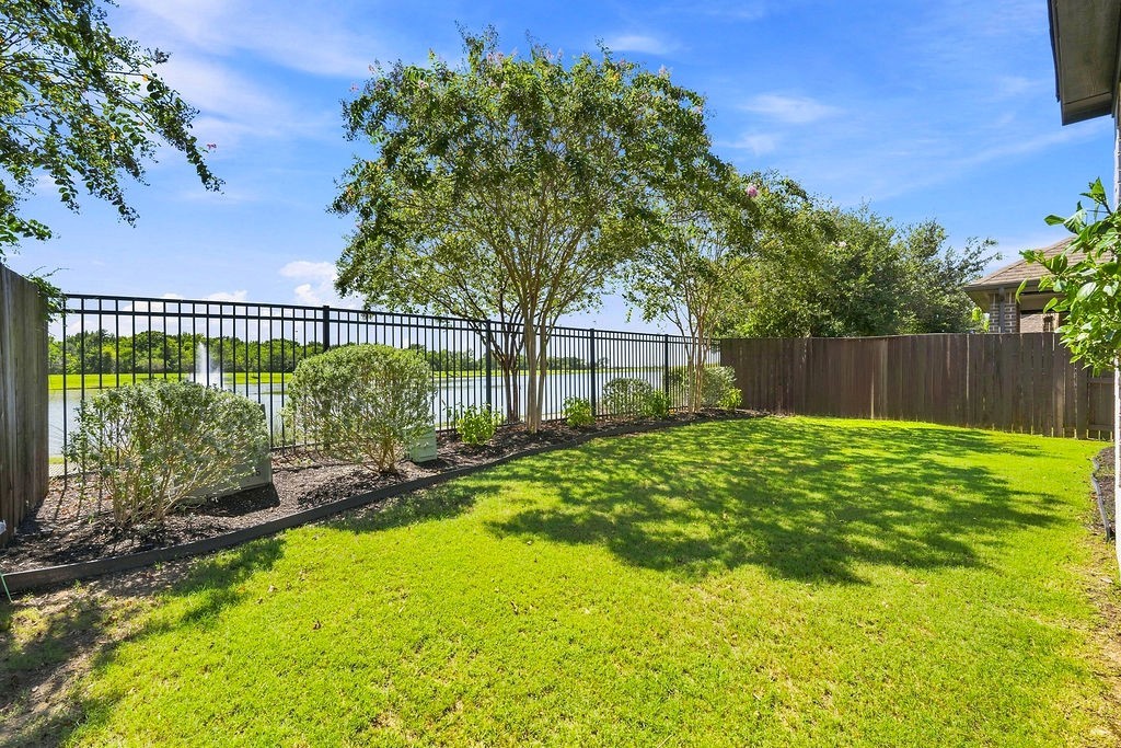 10614 Wagner Street, Iowa Colony, TX 77583