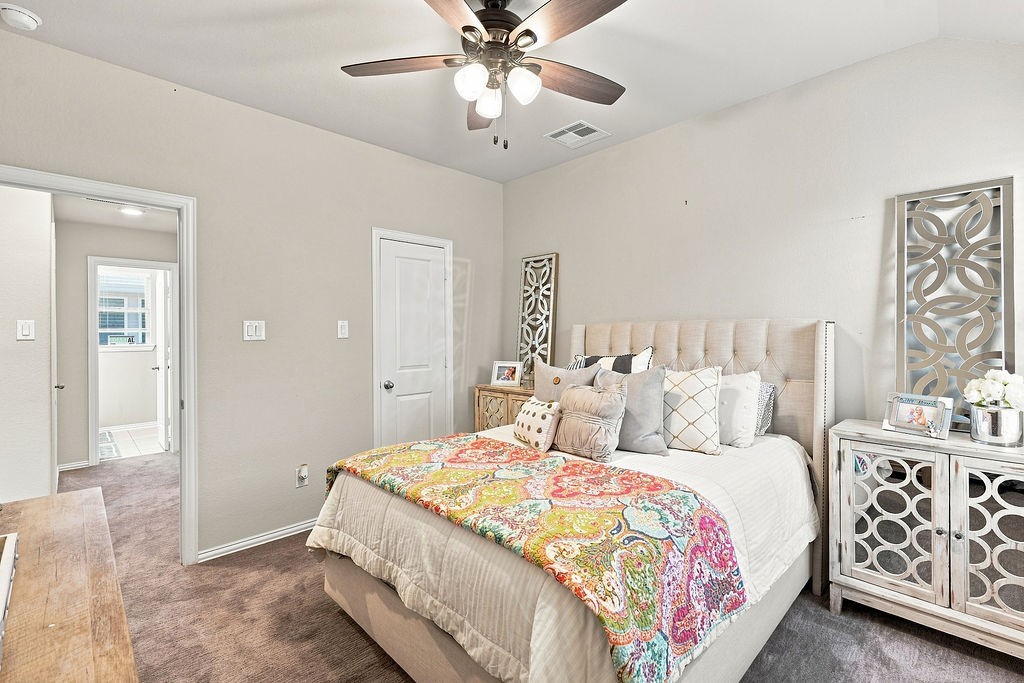 10614 Wagner Street, Iowa Colony, TX 77583