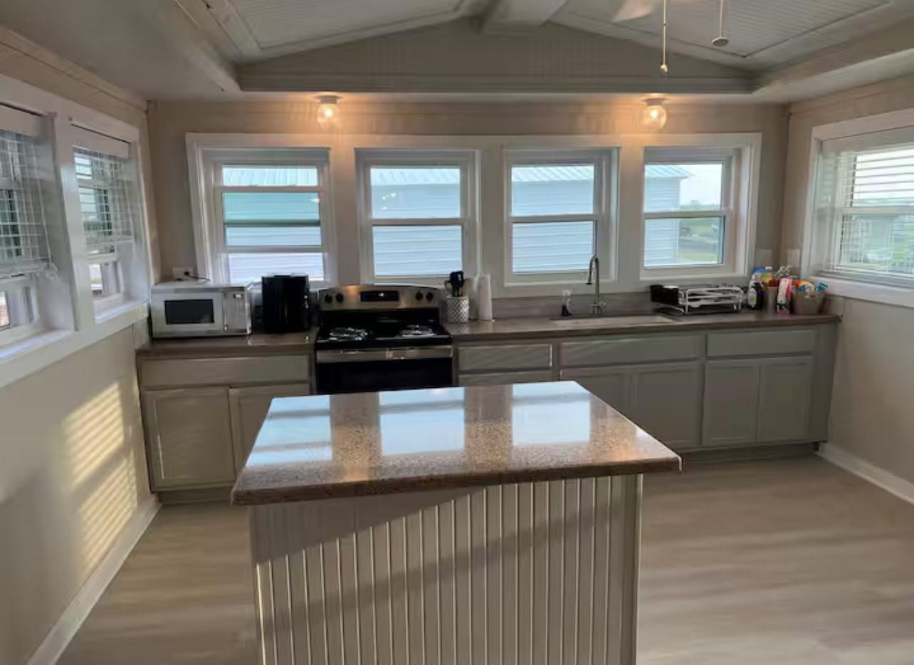 Fully remodeled Kitchen.