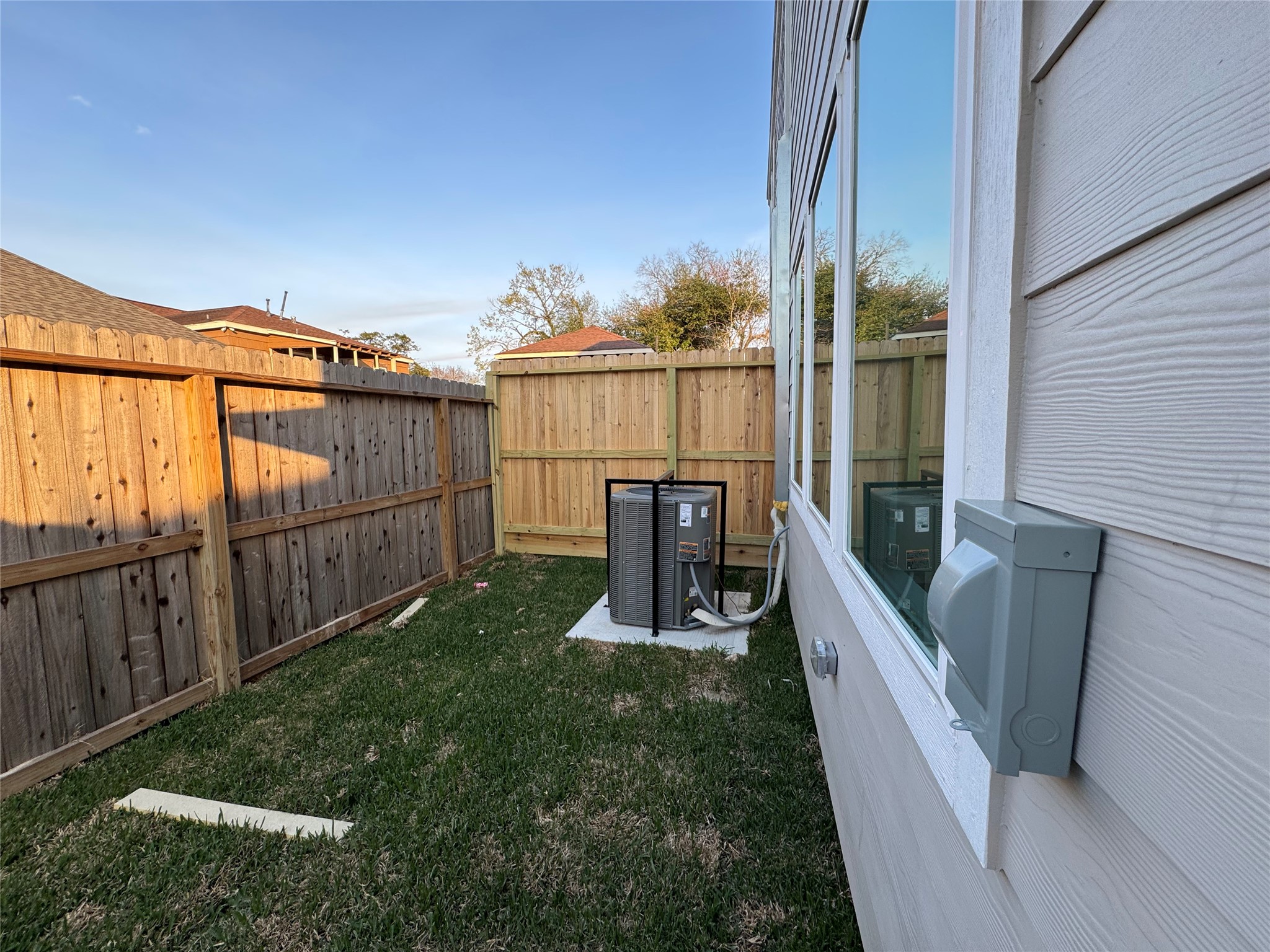 3105 Dennis Street, Houston, TX 77004 3105 Dennis Street, Houston, TX 77004