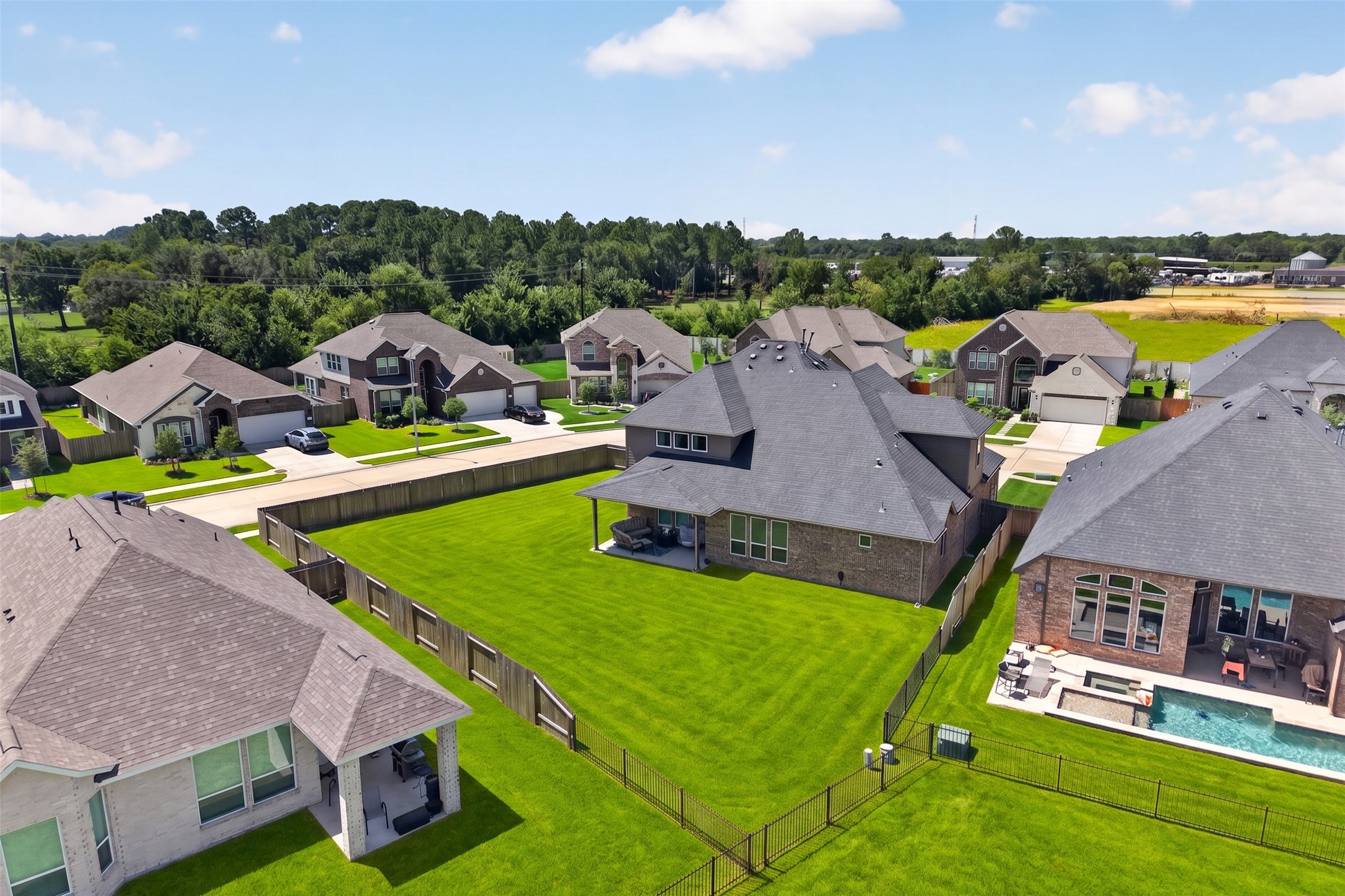 23515 Meritage Drive, Alvin, TX 77511