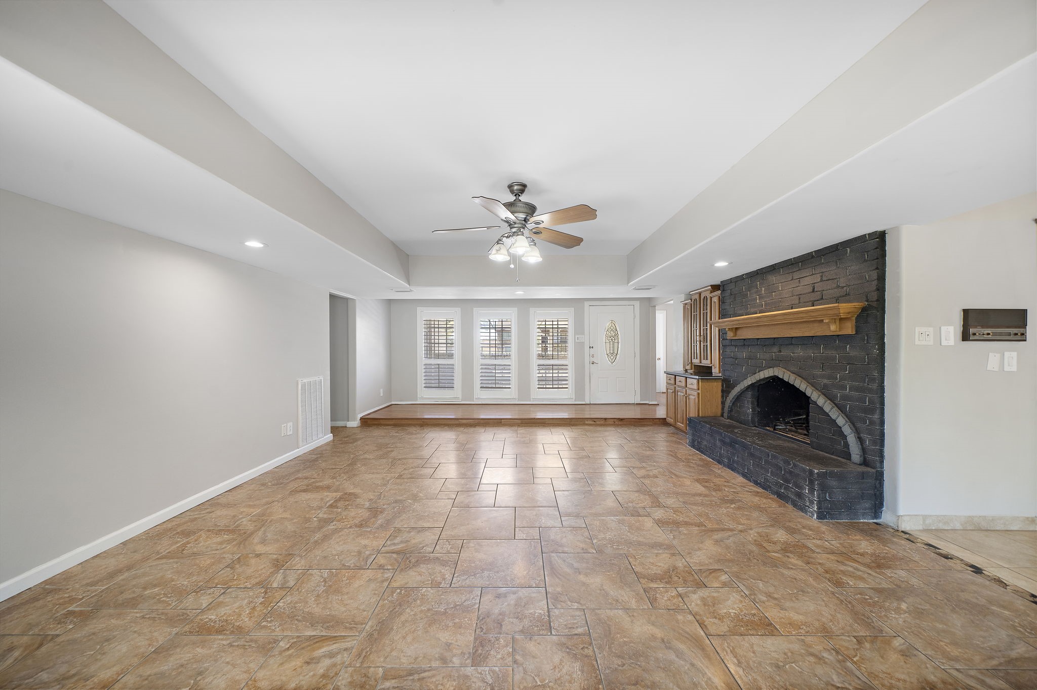 7710 Antoine Drive, Houston, TX 77088