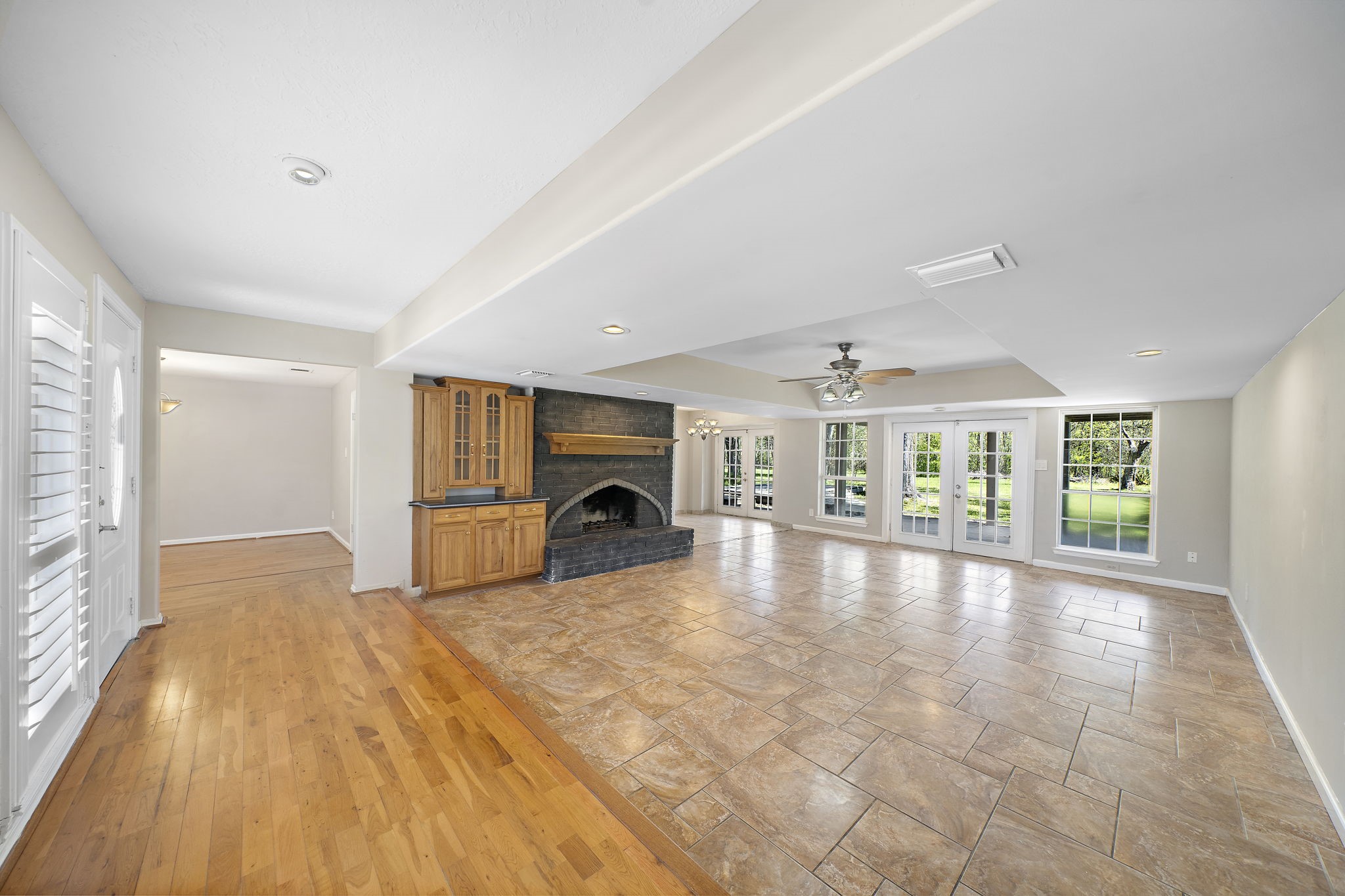 Lots of natural light with incredible views to the outdoor scenery