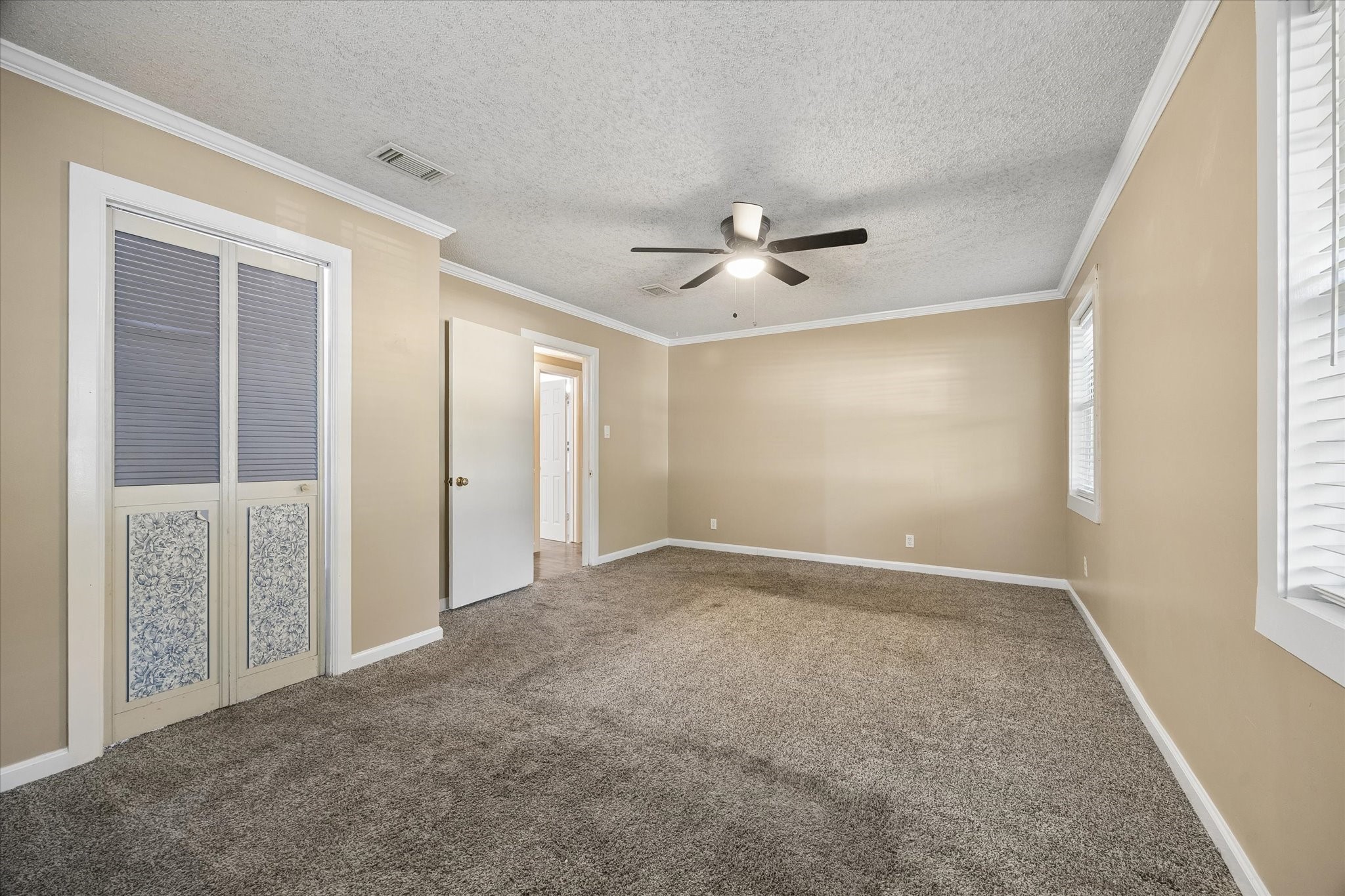 3114 George Street, Bacliff, TX 77518