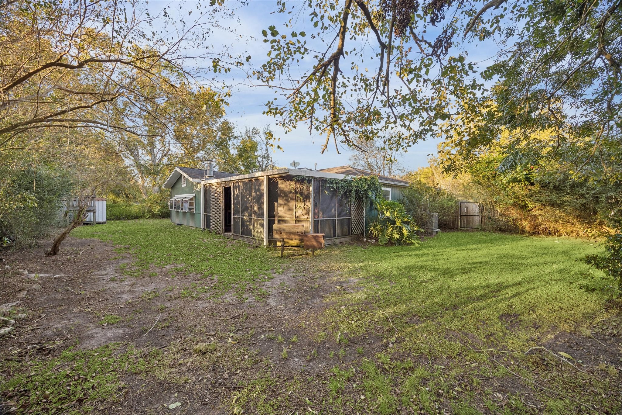 3114 George Street, Bacliff, TX 77518