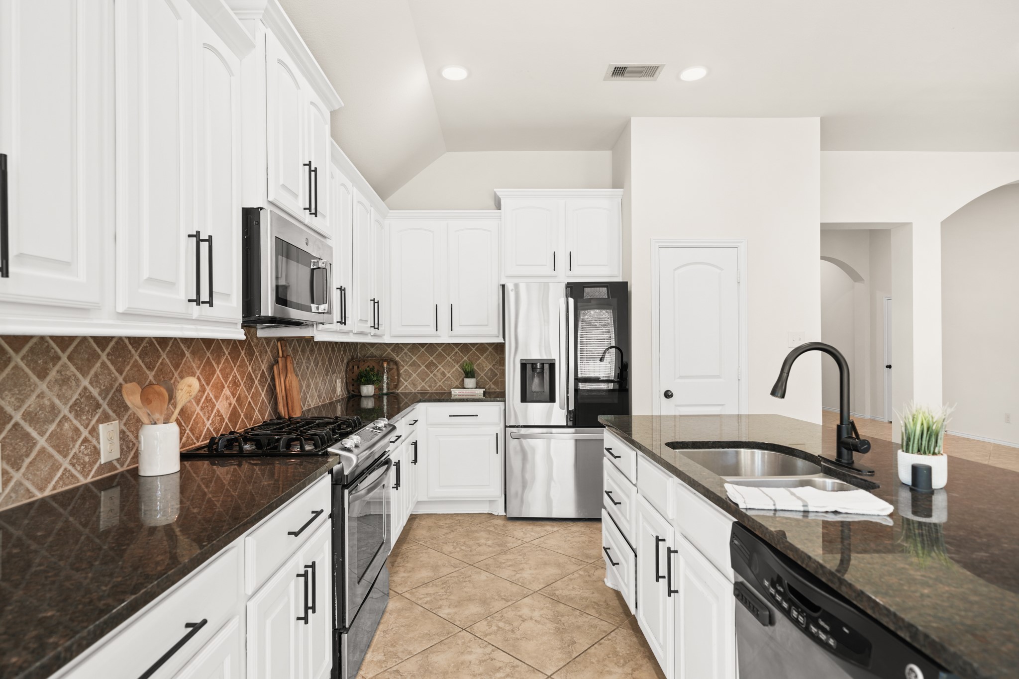 2634 Night Song Drive, Pearland, TX 77584