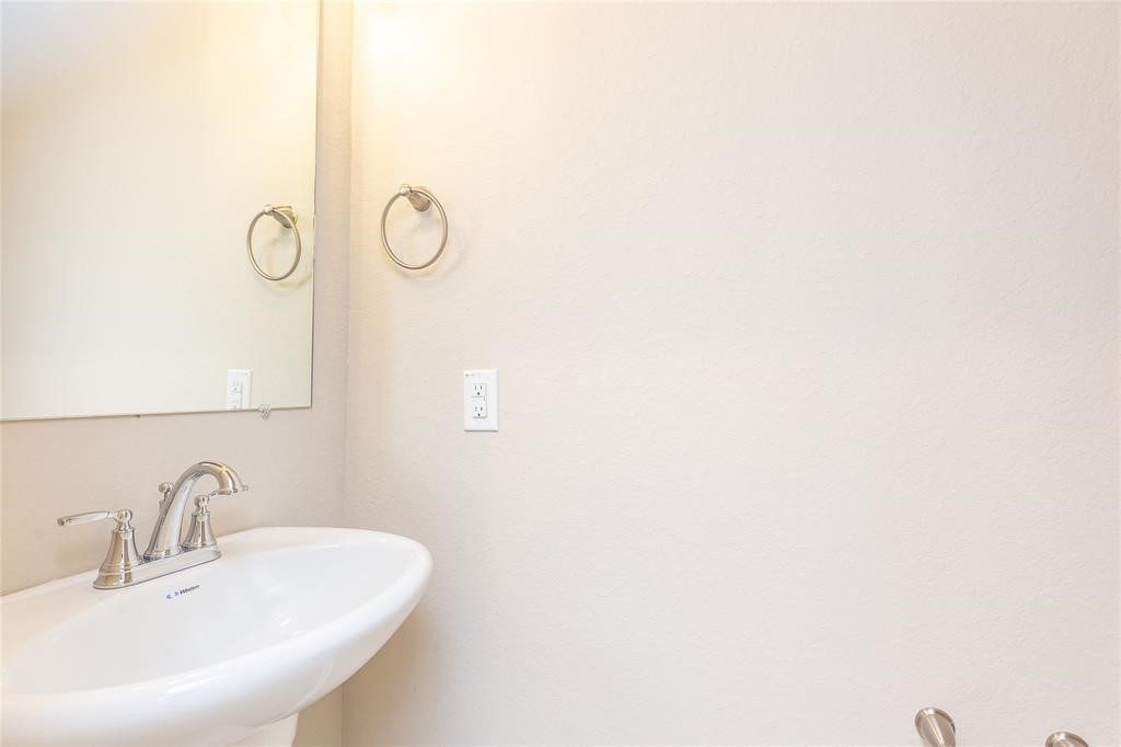 5546 Sallow Bay Lane, Fulshear, TX 77441