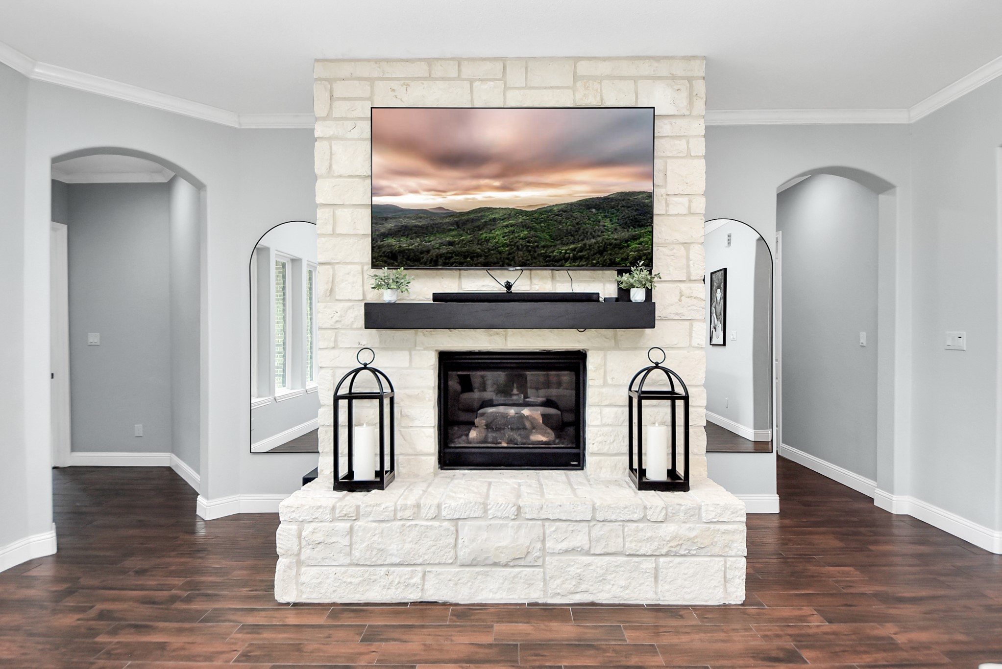 COZY FIREPLACE