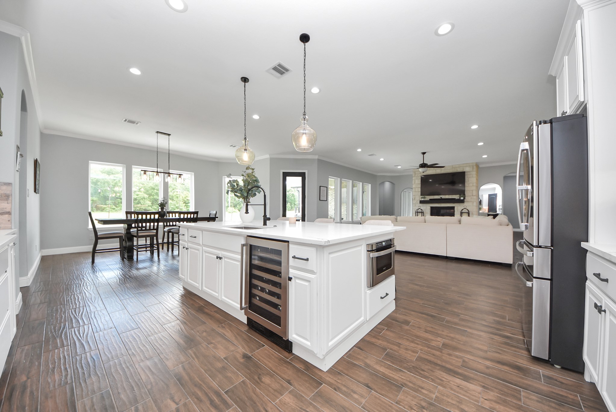 16626 Hamill Drive, Rosharon, TX 77583