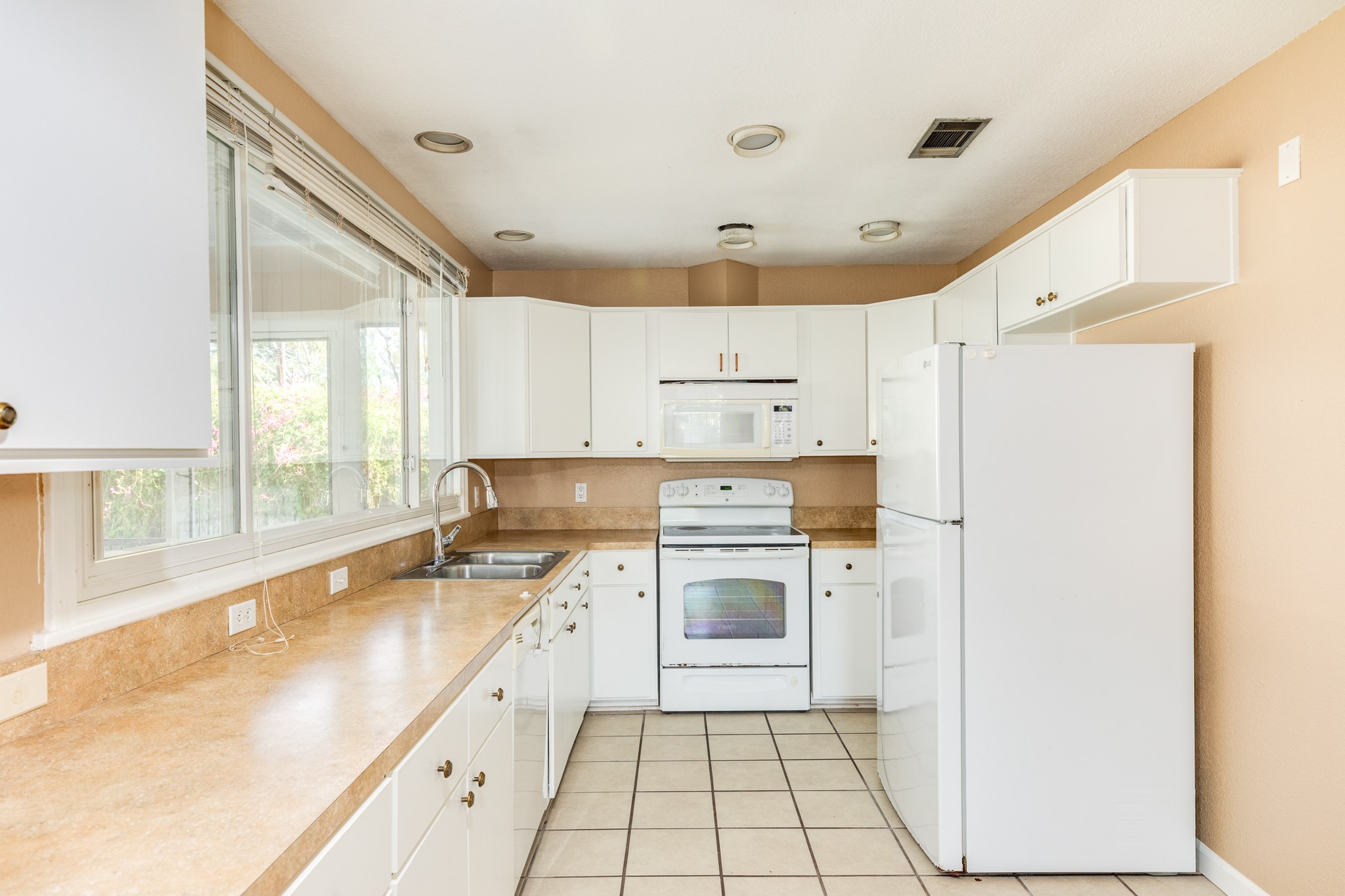 118 Tarpon Avenue, Galveston, TX 77550