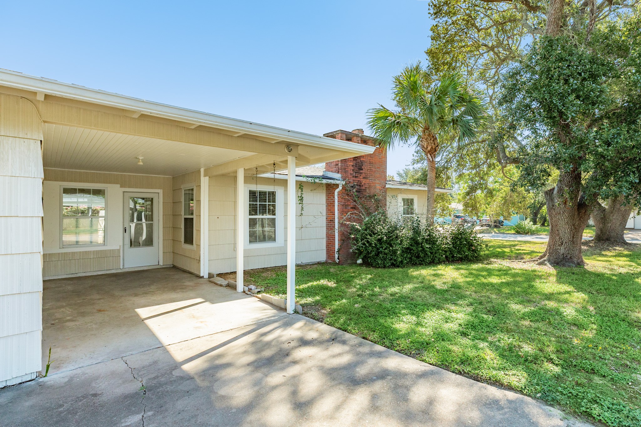 118 Tarpon Avenue, Galveston, TX 77550