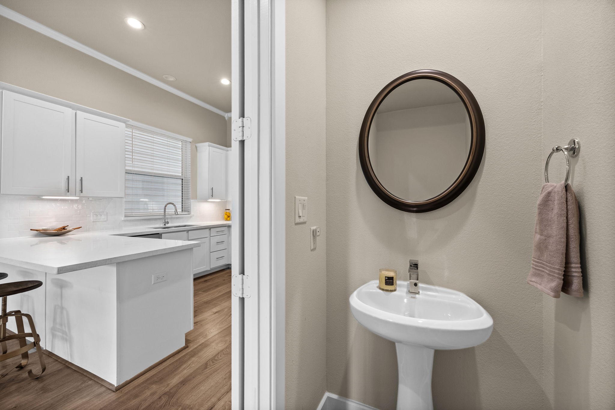 1st floor powder bathroom, centrally located mid-way between living/dining and kitchen. 1st floor powder bathroom, centrally located mid-way between living/dining and kitchen.