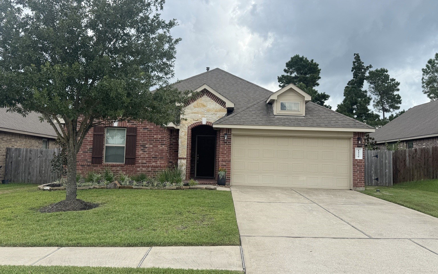 4 bedroom single story in Fosters Ridge