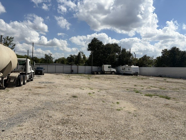 6315 Haight Street, Houston, TX 77028