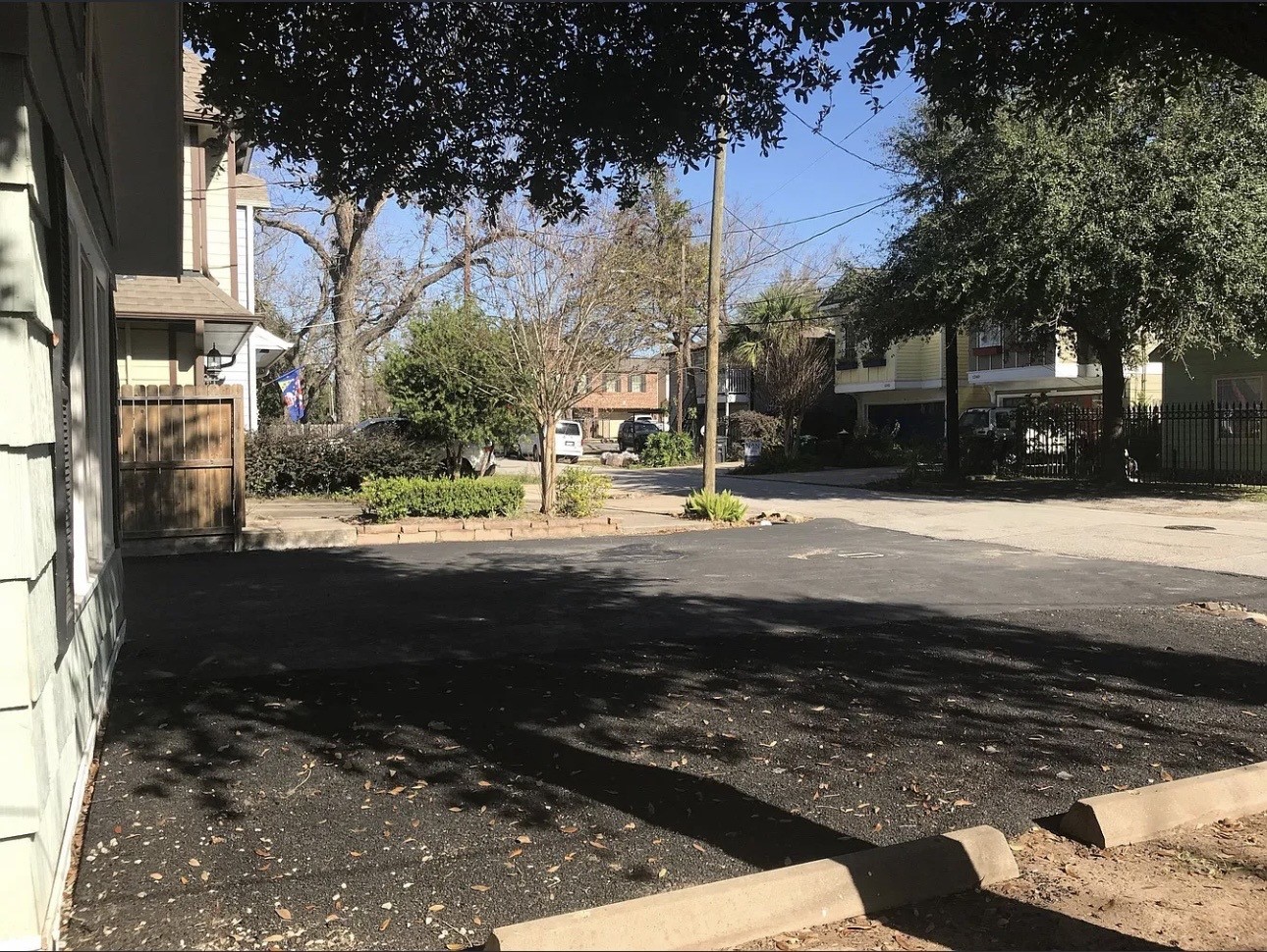 1337 Nashua Street, Houston, TX 77008 1337 Nashua Street, Houston, TX 77008