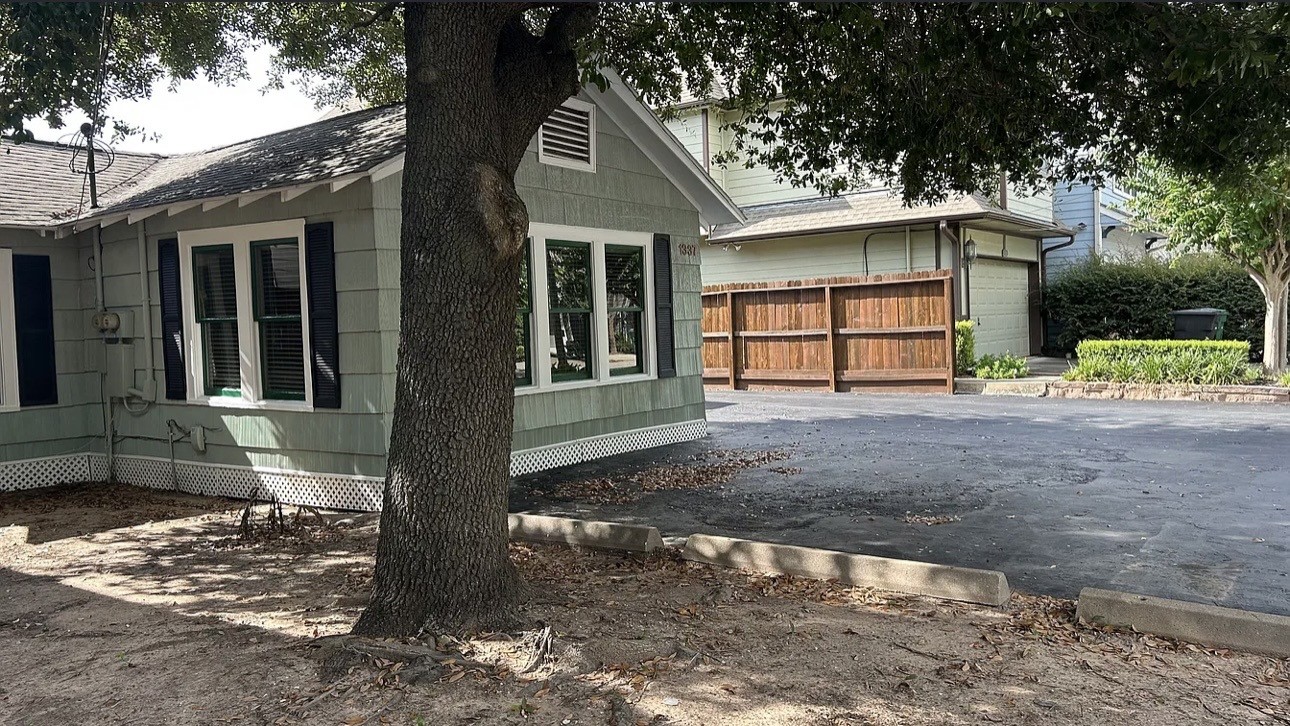 1337 Nashua Street, Houston, TX 77008 1337 Nashua Street, Houston, TX 77008