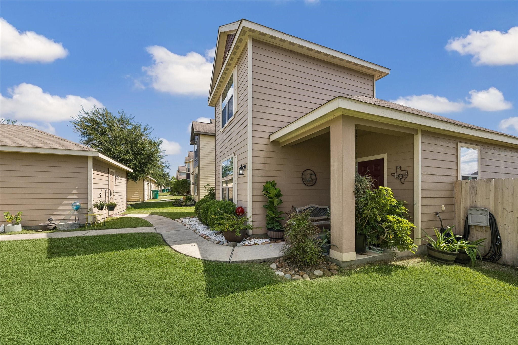 10885 S Lake Mist Lane, Willis, TX 77318