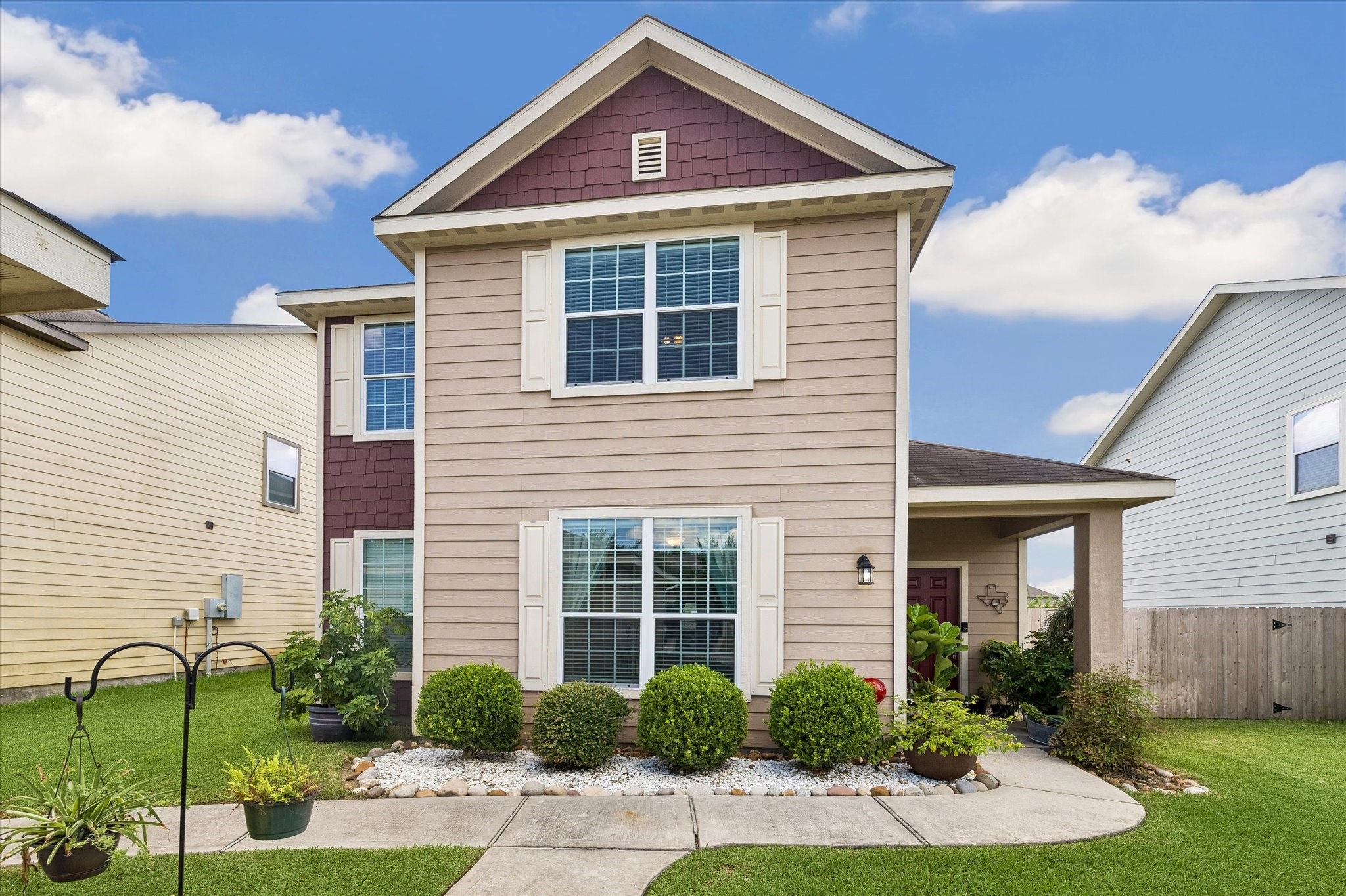 10885 S Lake Mist Lane, Willis, TX 77318
