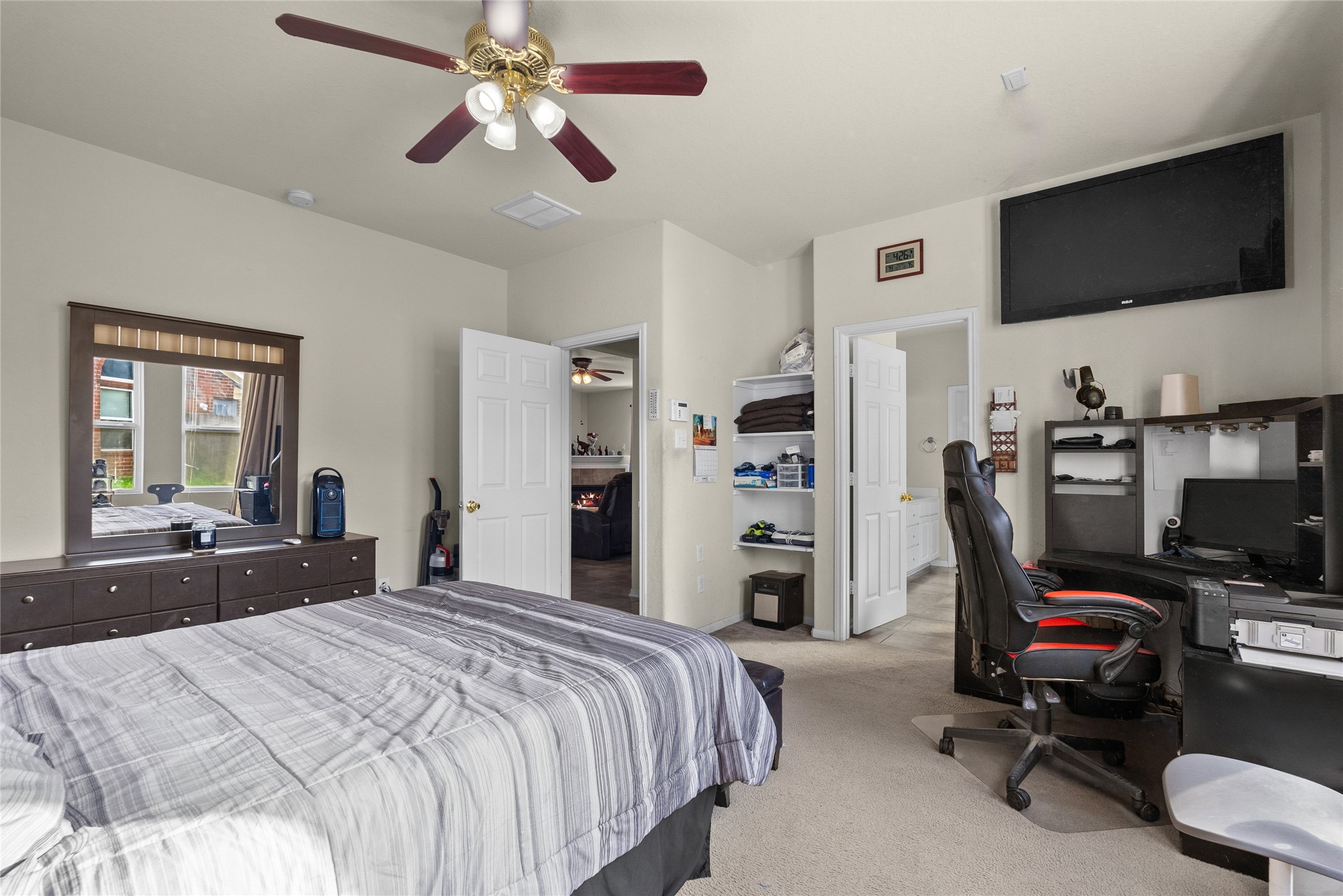 14710 S Isle Of Pines Court, Houston, TX 77049
