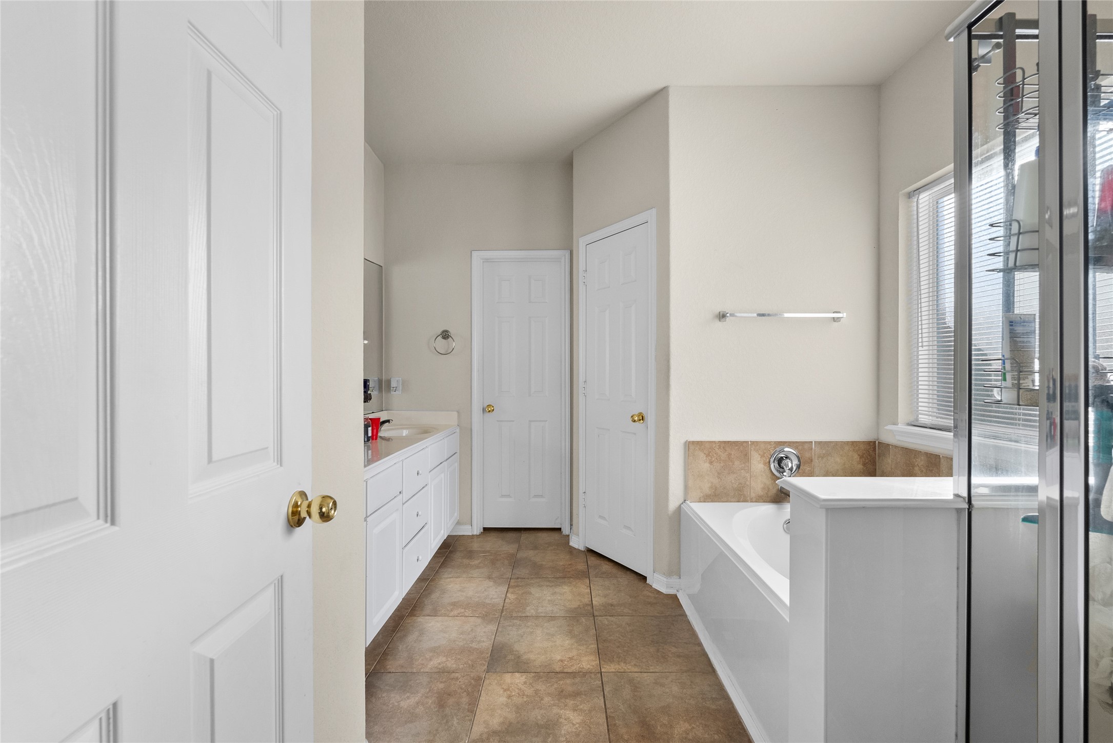 14710 S Isle Of Pines Court, Houston, TX 77049