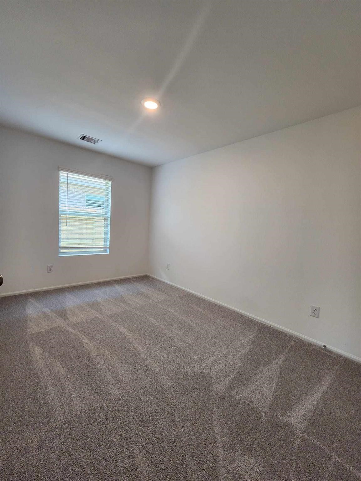 9122 Burnet Fields Drive, Baytown, TX 77521 9122 Burnet Fields Drive, Baytown, TX 77521