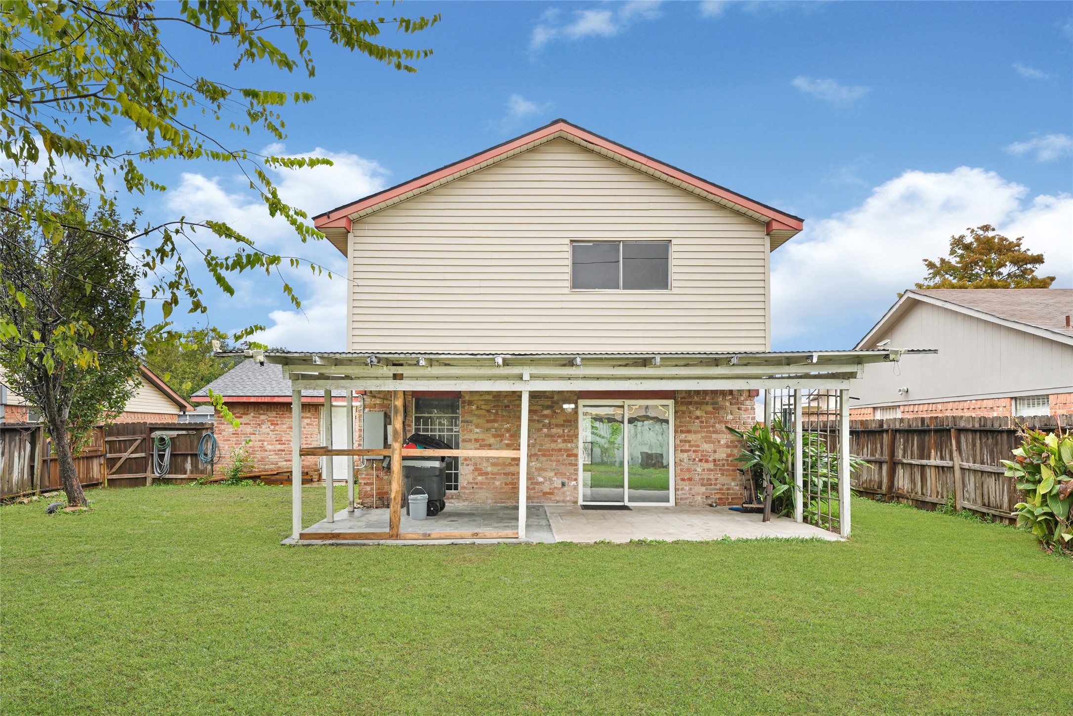 15011 Royal Shadows Drive, Houston, TX 77082