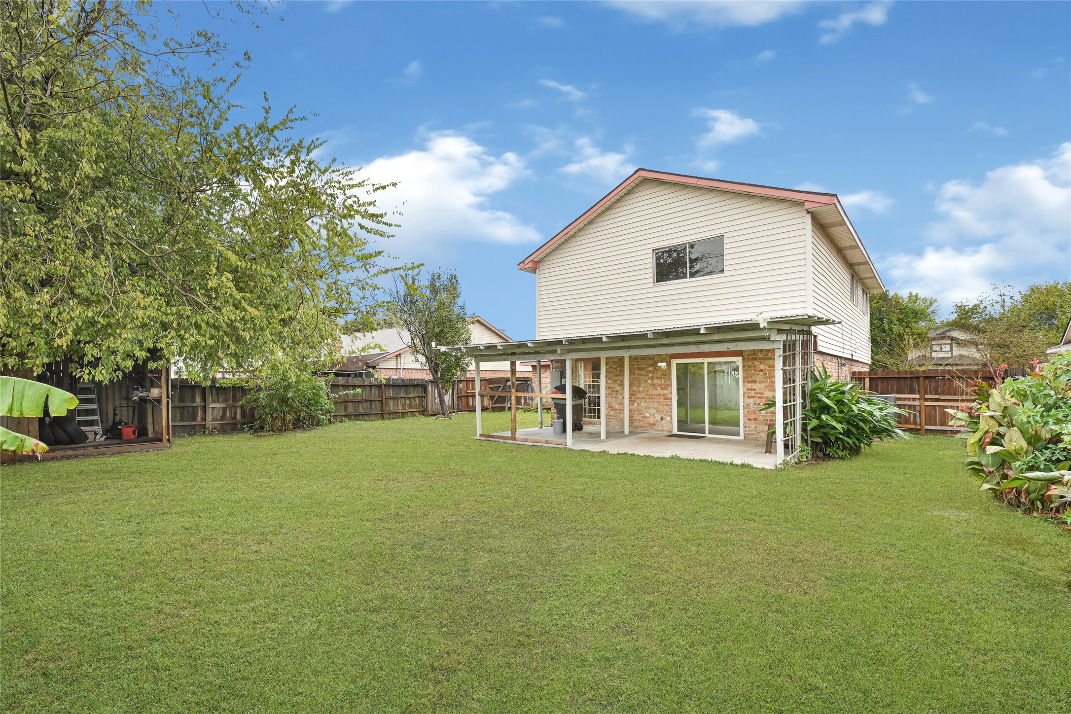 15011 Royal Shadows Drive, Houston, TX 77082