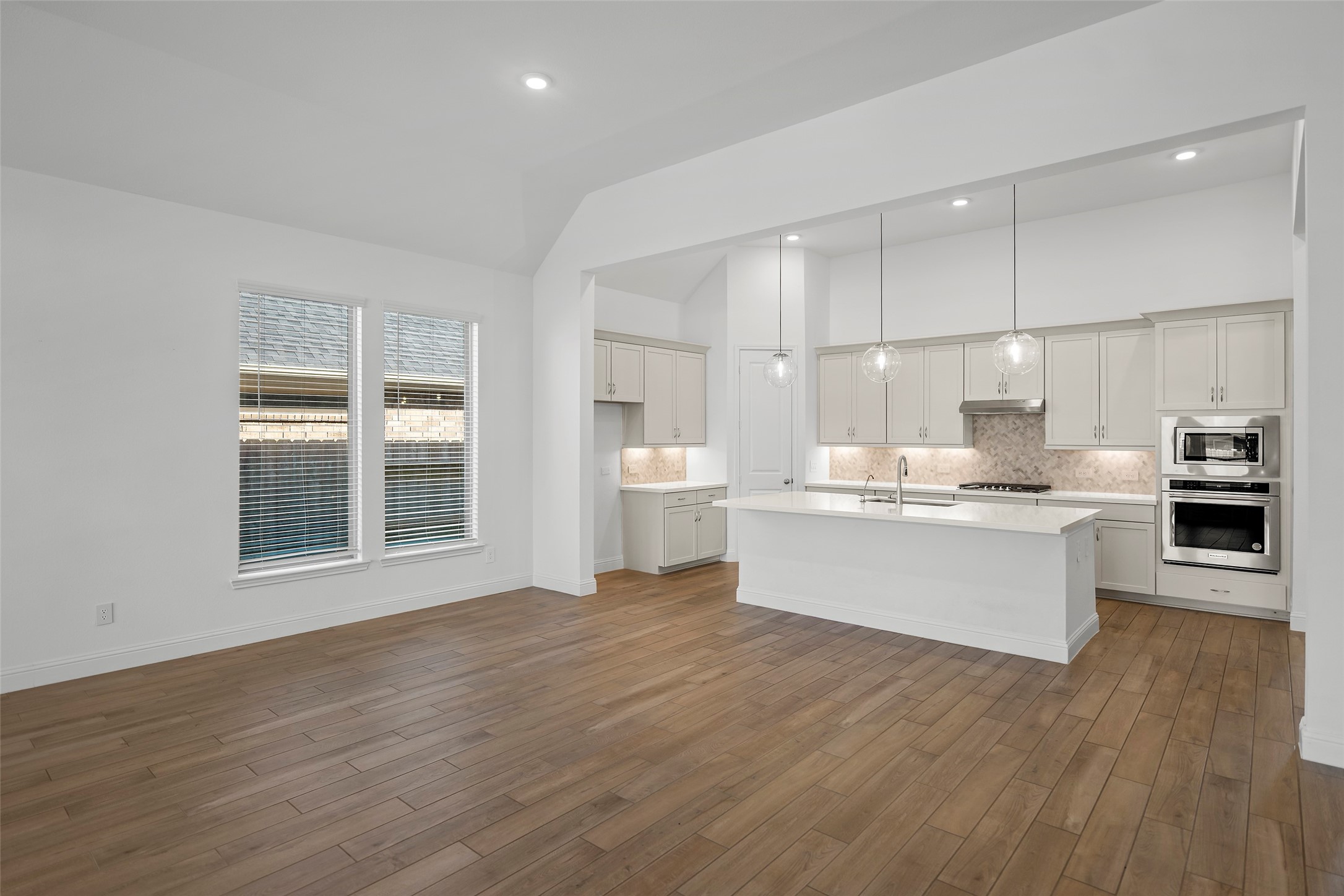 15722 Rosemary Hill Lane, Conroe, TX 77302