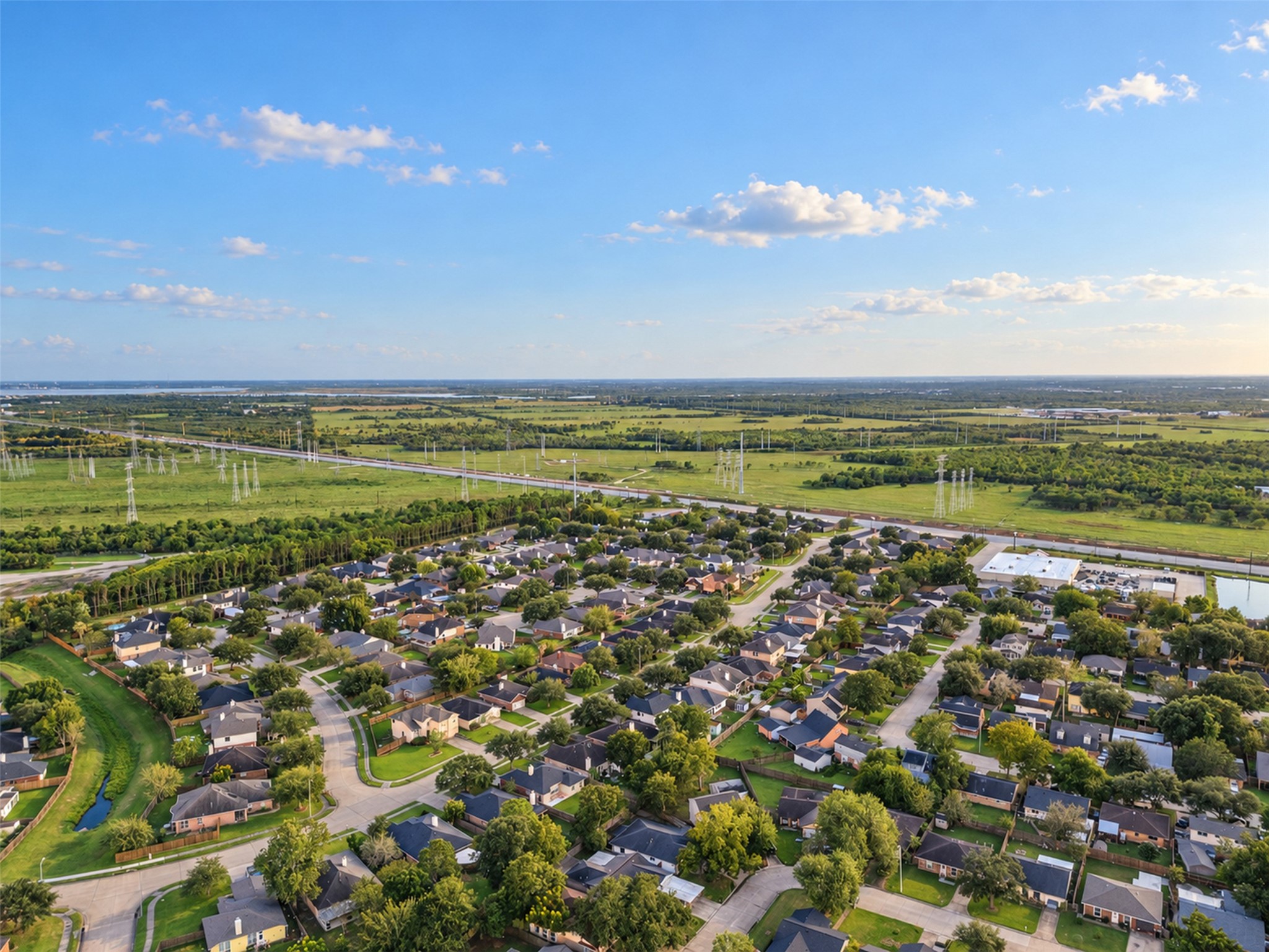 4926 Dollar Reef Drive, Bacliff, TX 77518