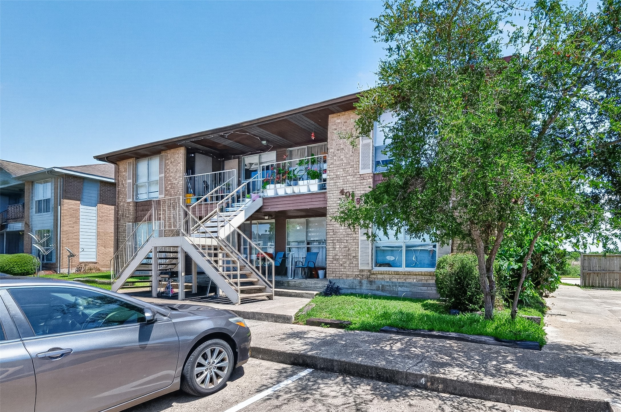 4029 Briar Hollow Drive, Dickinson, TX 77539