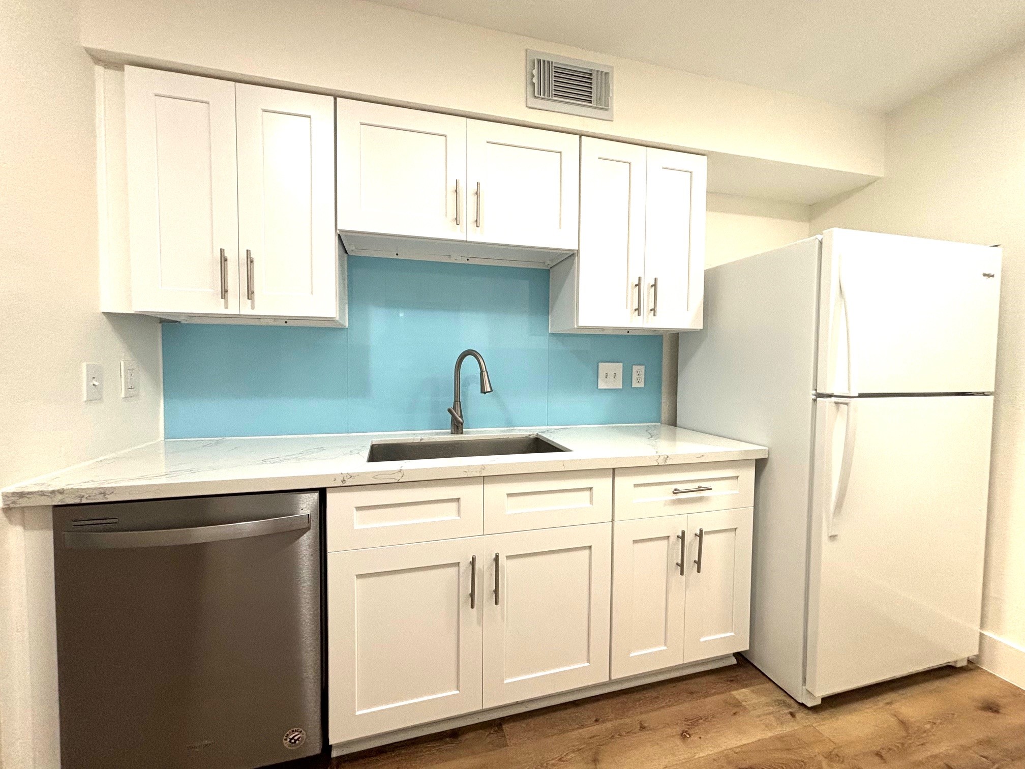 9809 Richmond Avenue, #F7, Houston, TX 77042