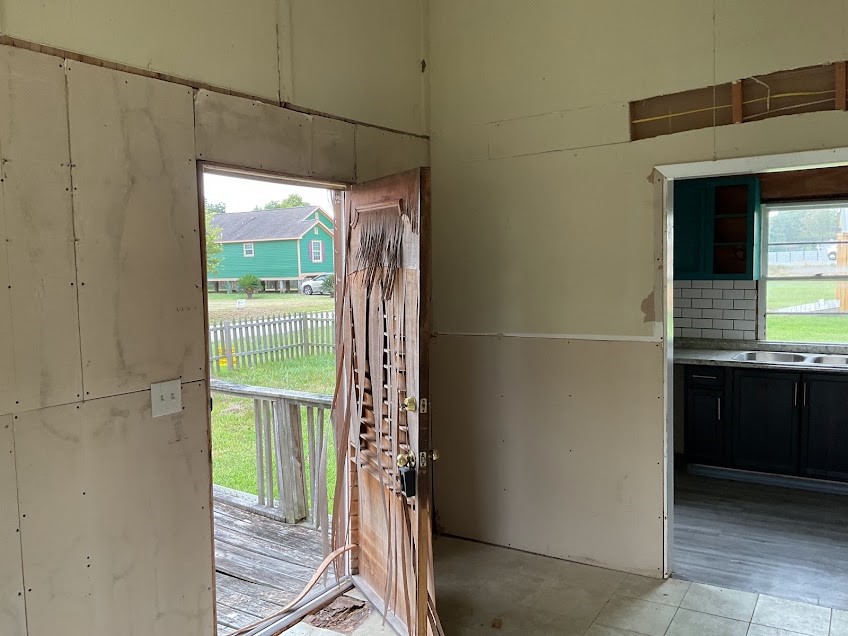 6708 Hawthorne Road, Hitchcock, TX 77563