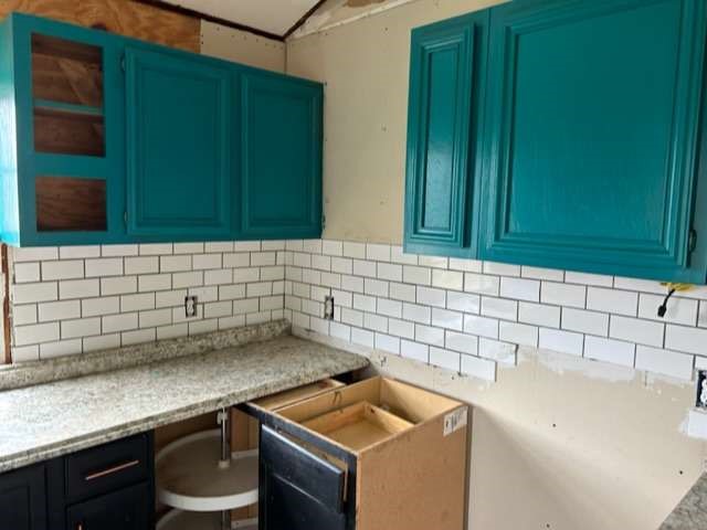 6708 Hawthorne Road, Hitchcock, TX 77563