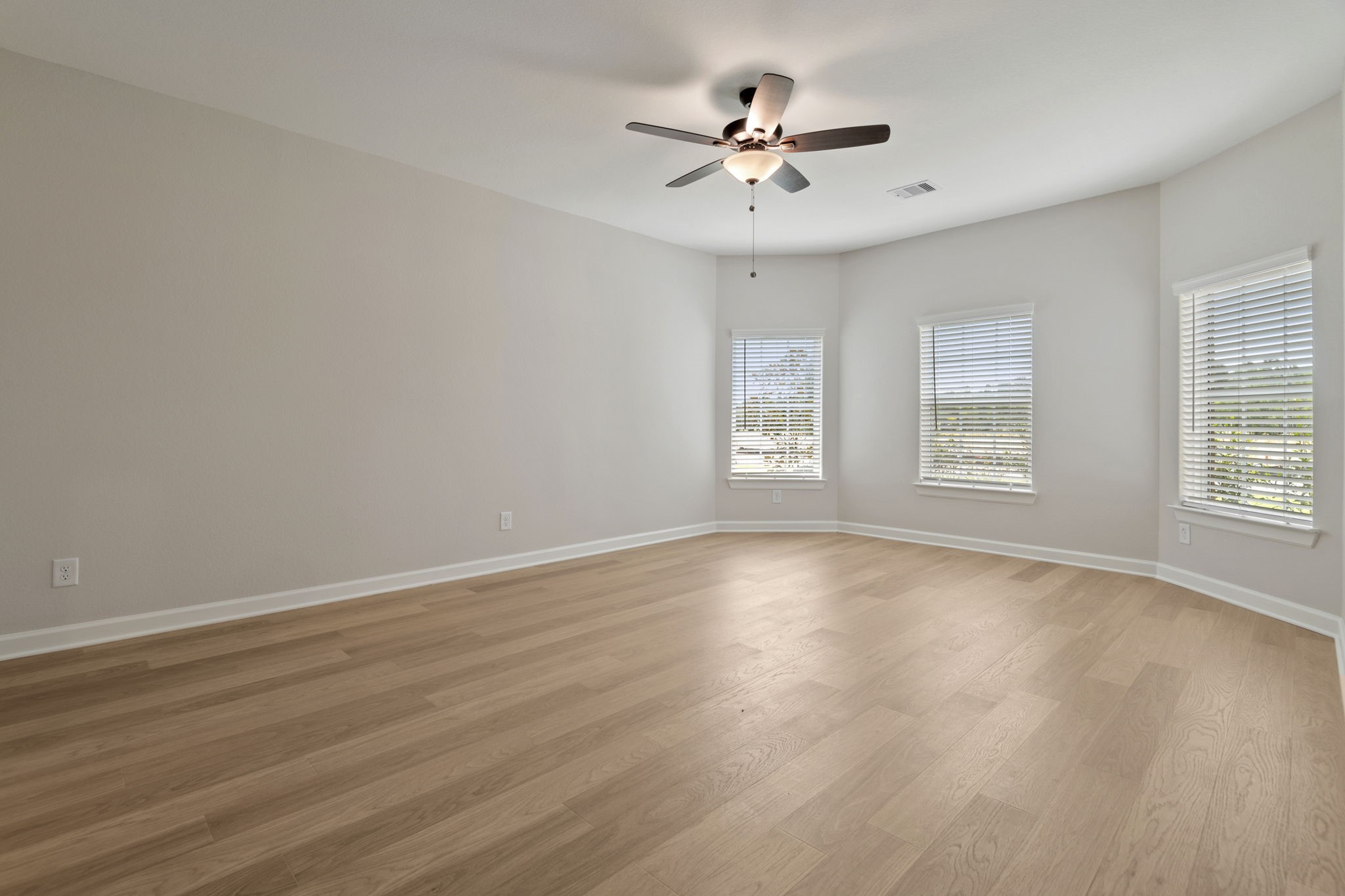 21715 Lavender Falls Drive, Magnolia, TX 77354