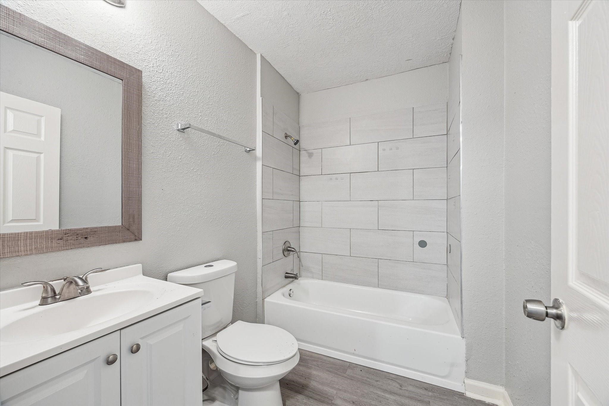 710 E Magnolia Street, Angleton, TX 77515 710 E Magnolia Street, Angleton, TX 77515