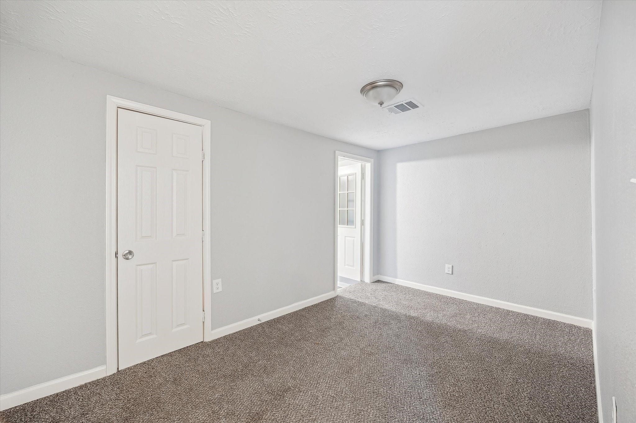 710 E Magnolia Street, Angleton, TX 77515 710 E Magnolia Street, Angleton, TX 77515