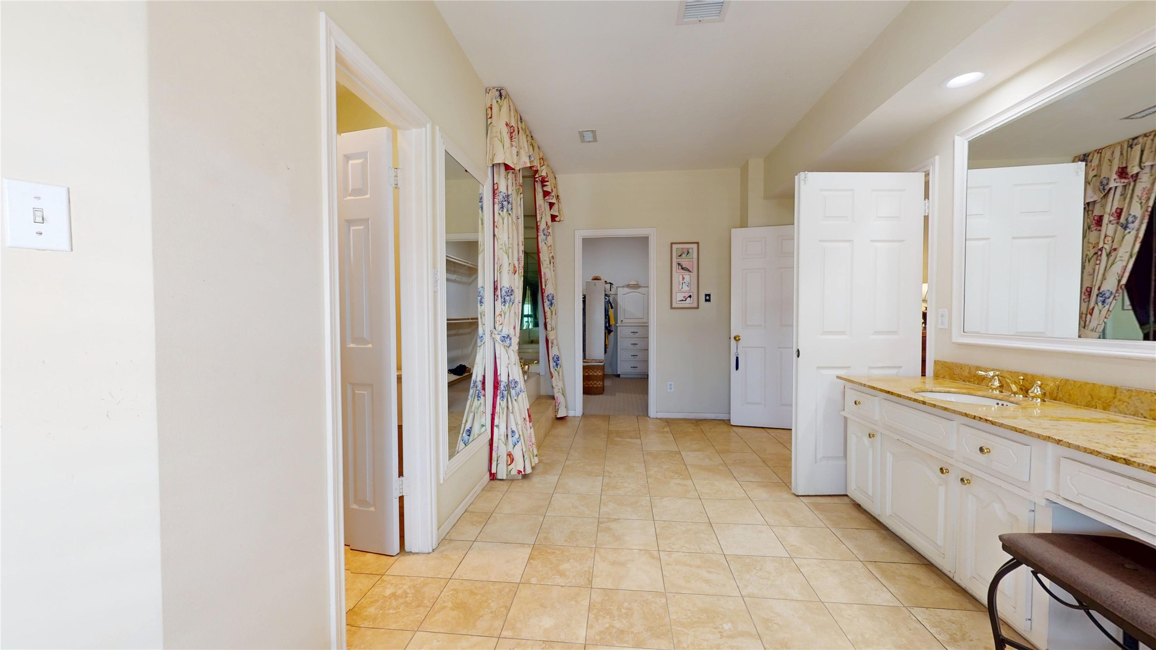 2203 Potomac Drive, #A, Houston, TX 77057
