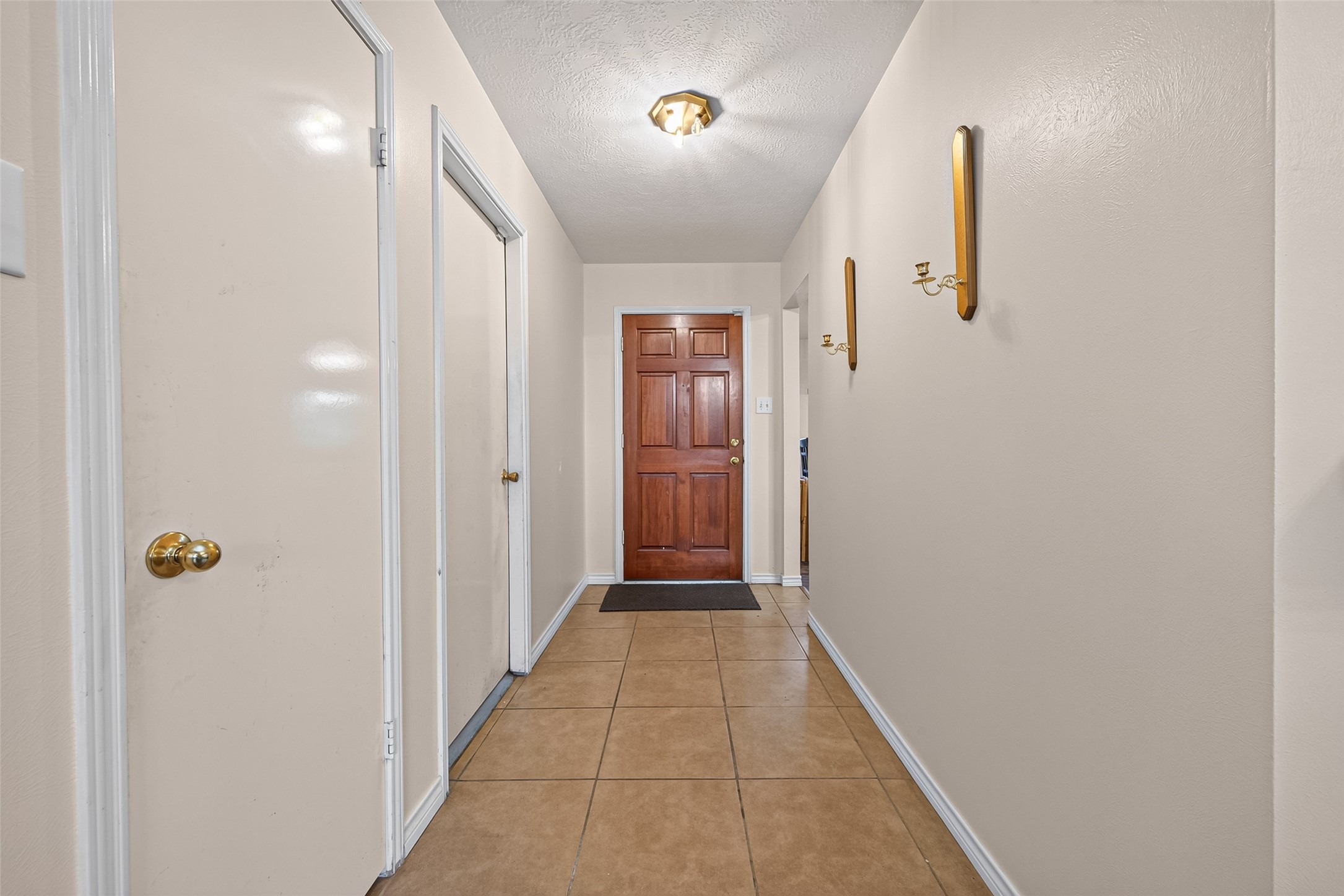 2446 Kenbridge Drive, Houston, TX 77067