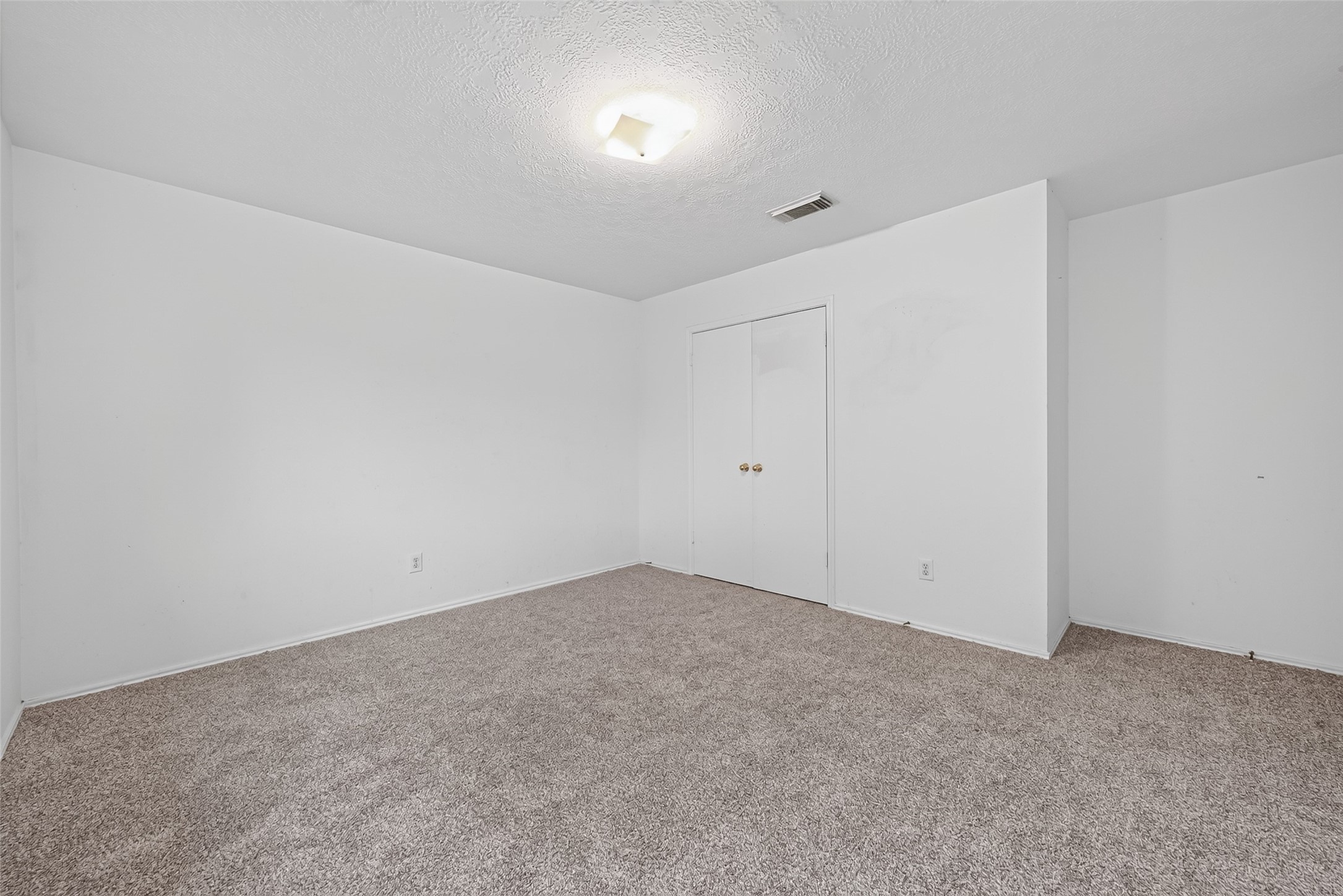 2446 Kenbridge Drive, Houston, TX 77067