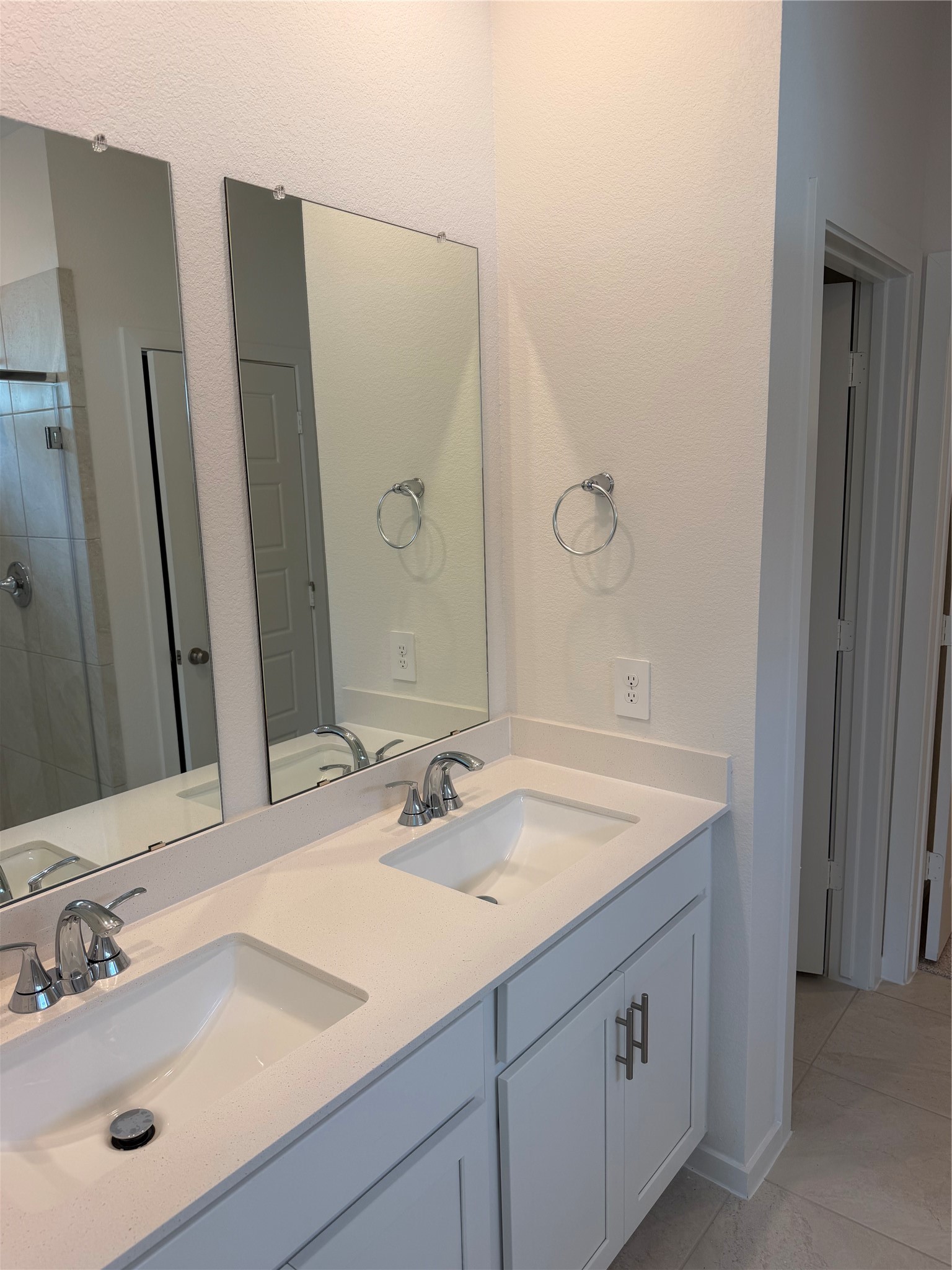 411 Sunrise Ranch Dr, Montgomery, TX 77316
