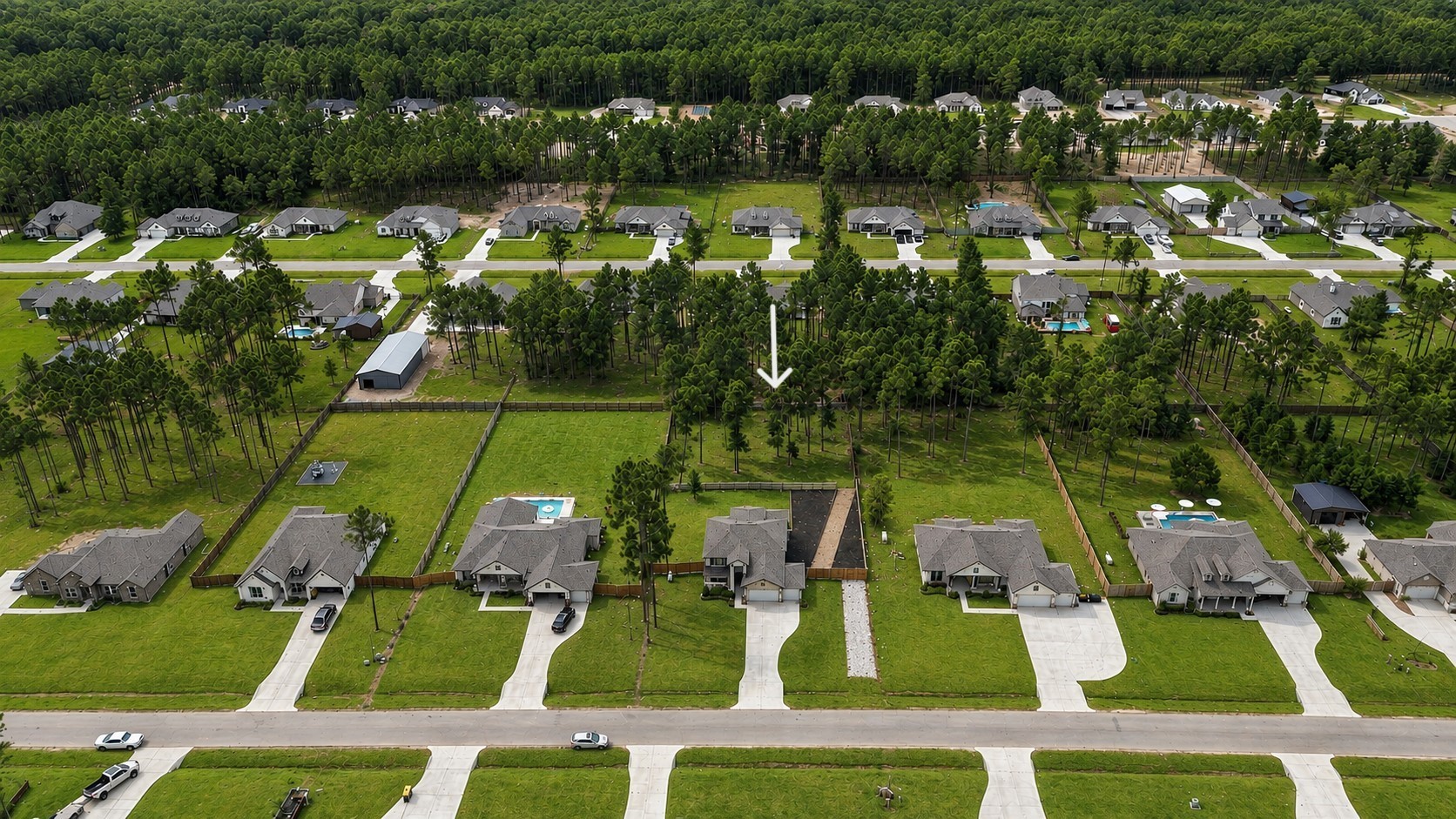 Nestled on 3/4 an acre with mature trees and privacy! Nestled on 3/4 an acre with mature trees and privacy!